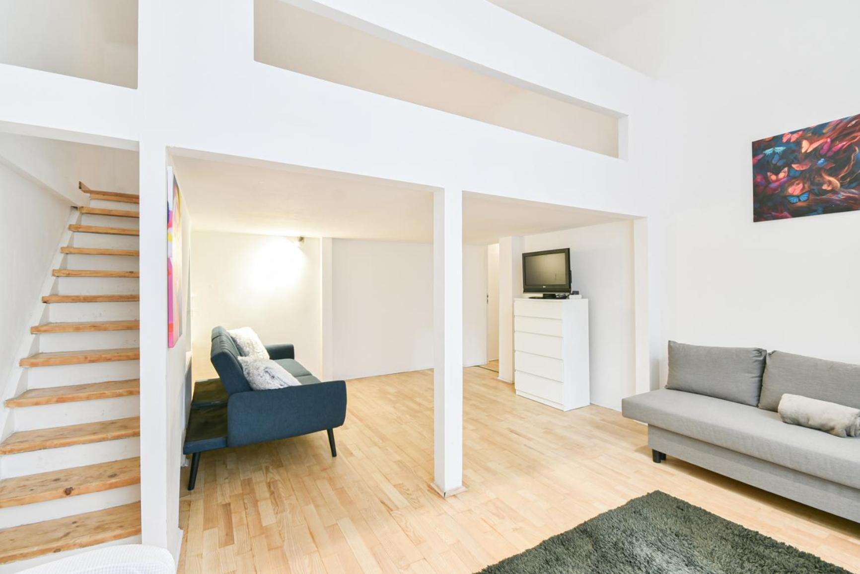 Serenity By Nw * Budapest