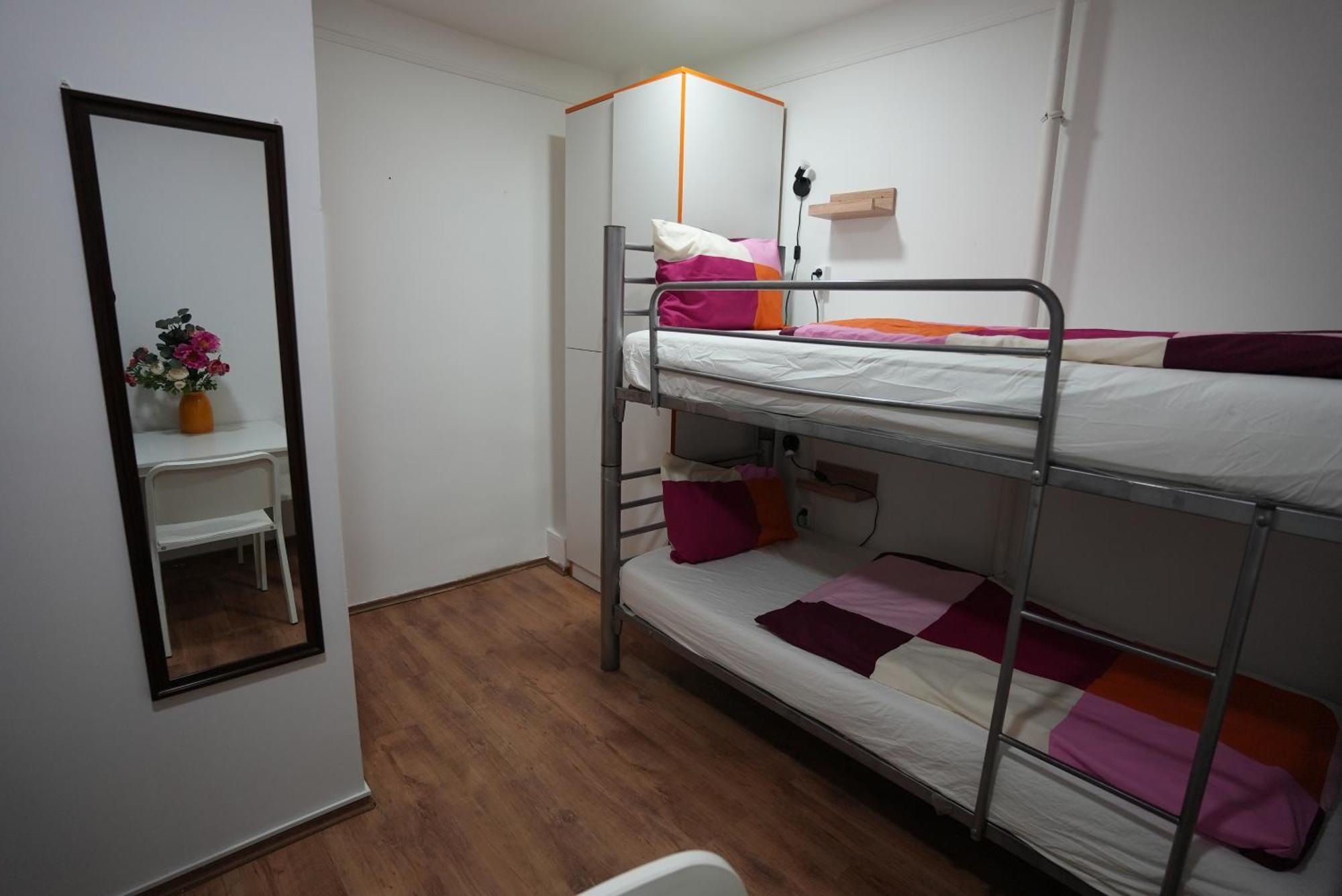 Hostel Center And *