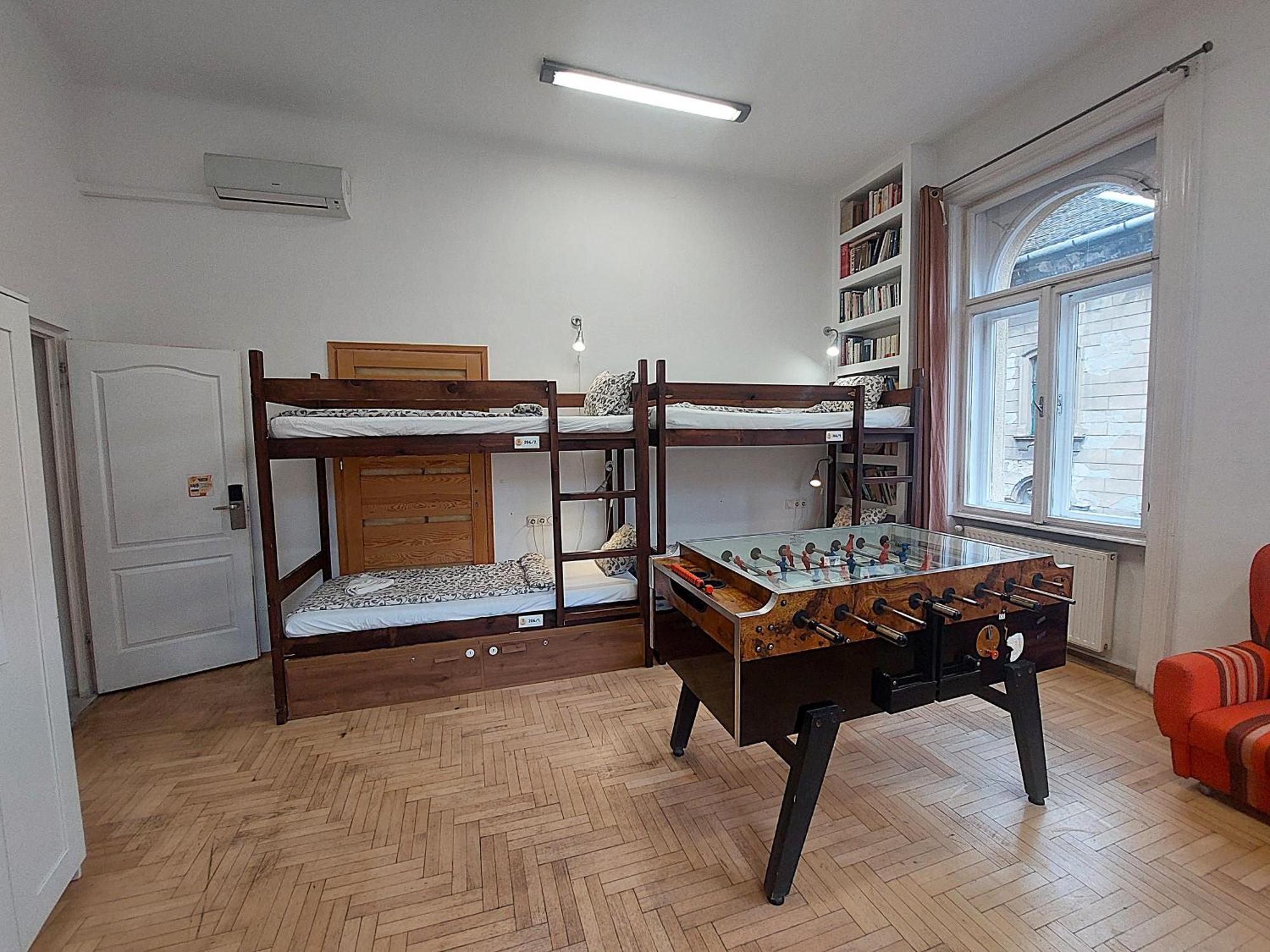 Hostal Goodmo Smart