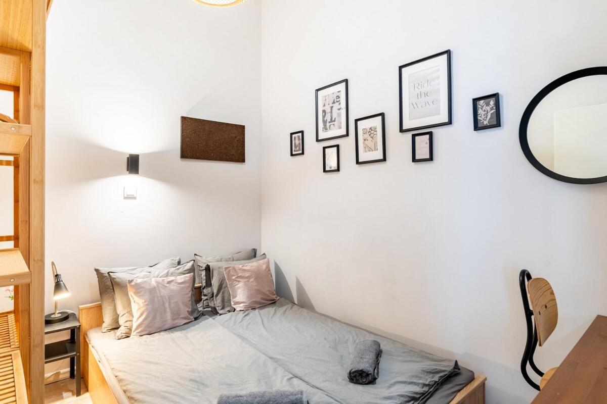 A Cozy For Wanderers