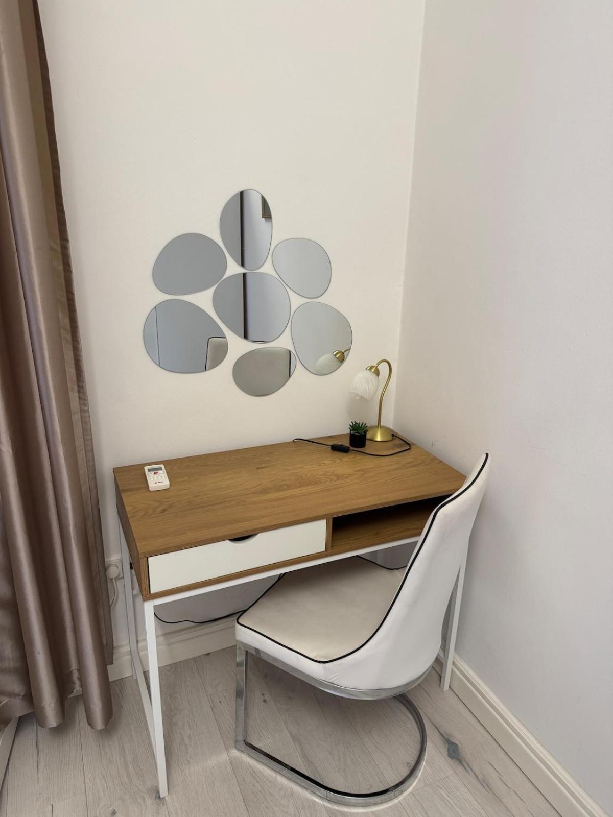 Chic Soho Retreat - Downtown Apartman
