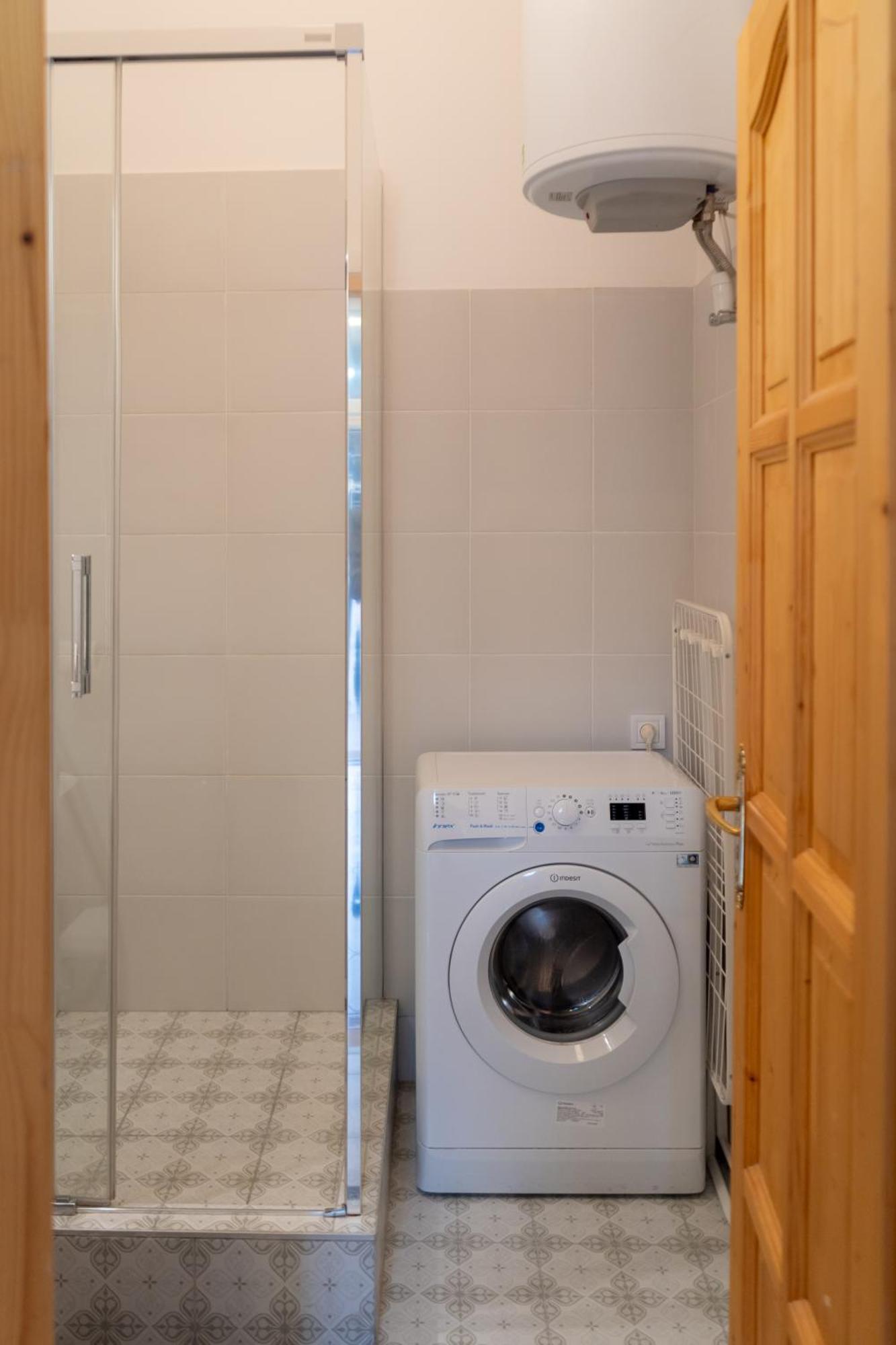 Apartamento Cozy In Akacfa Street
