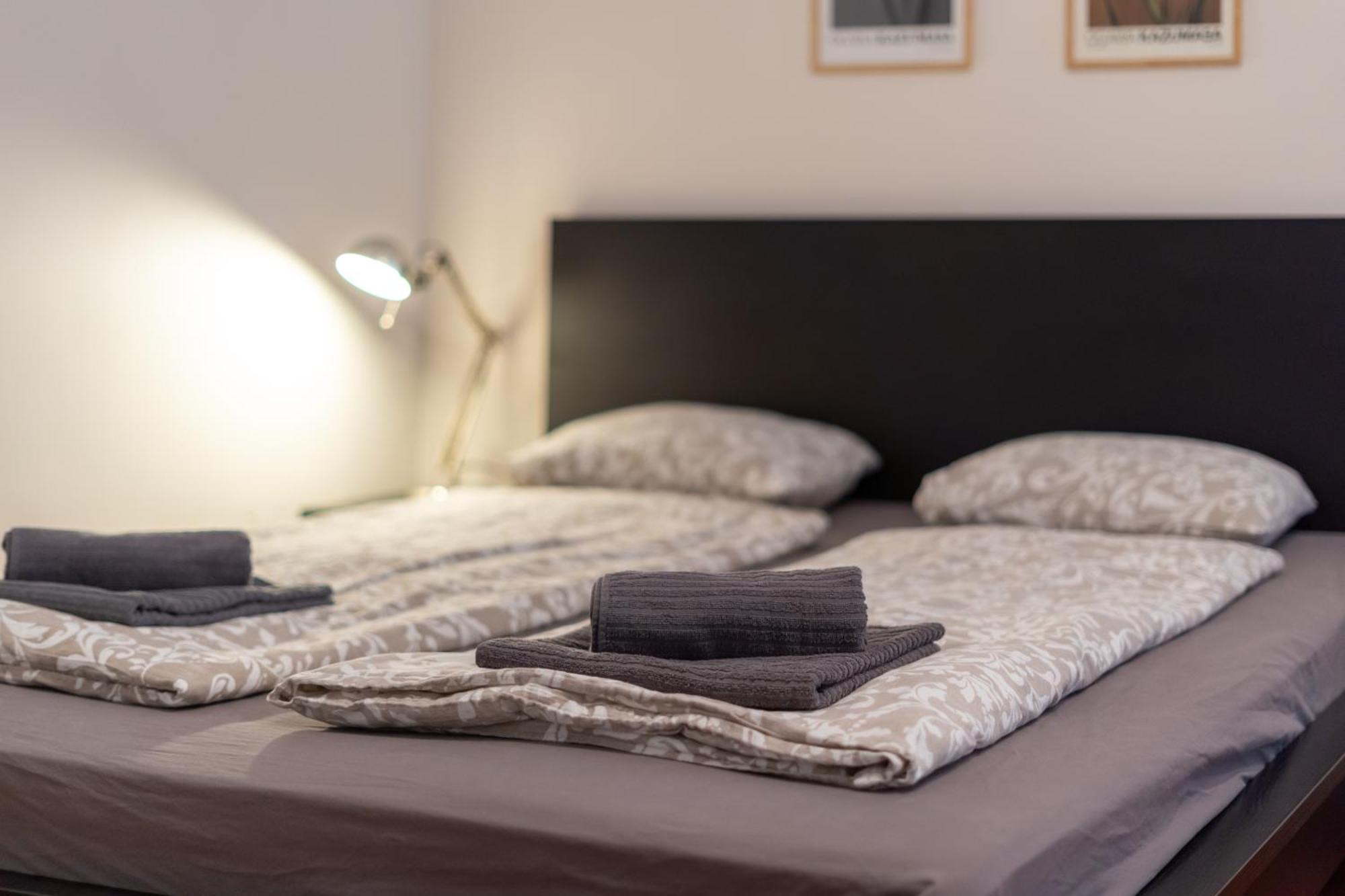 Apartamento Cozy In Akacfa Street Budapest
