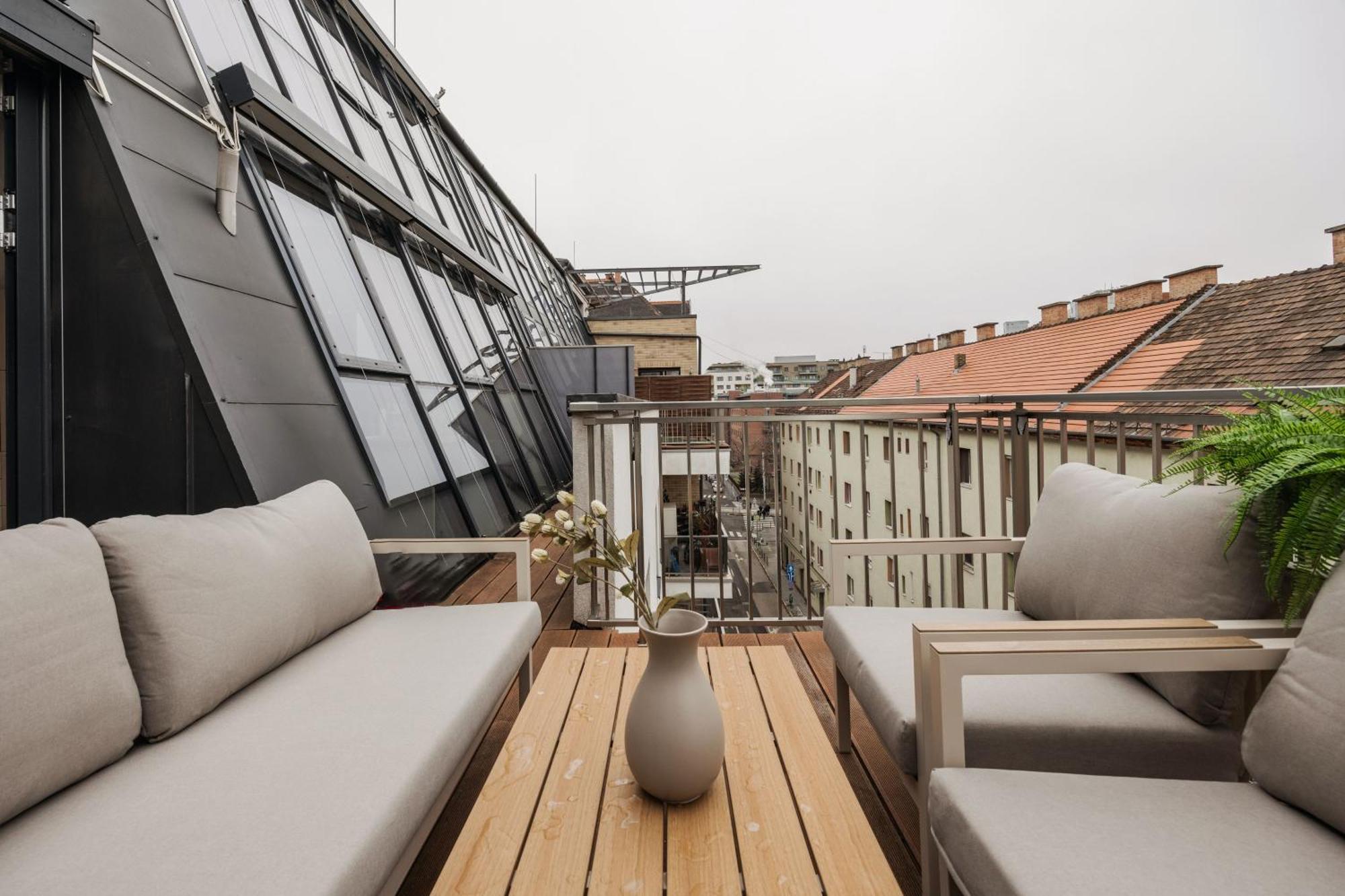 Summit - Penthouse With Parking For Two Appartamento