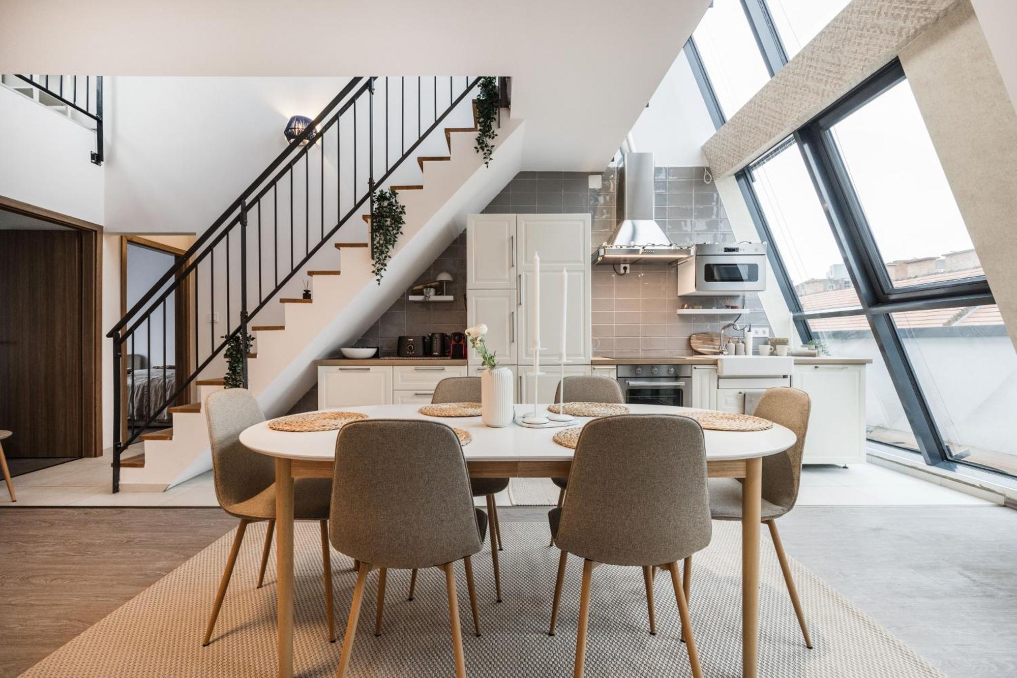 Summit - Penthouse With Parking For Two * Budapest