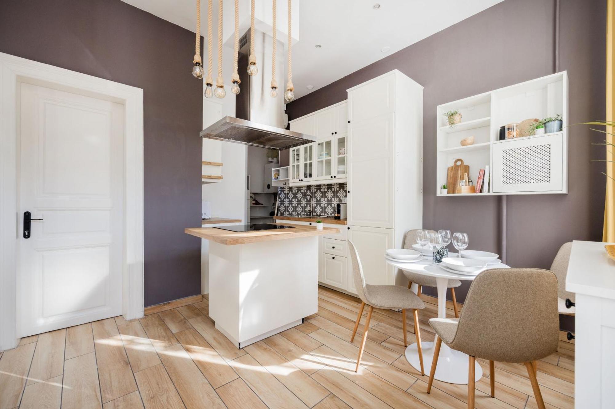 Bright And Cozy Urban Getaway Appartamento Budapest