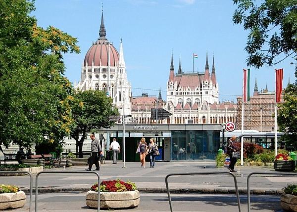 Buda Downtown
