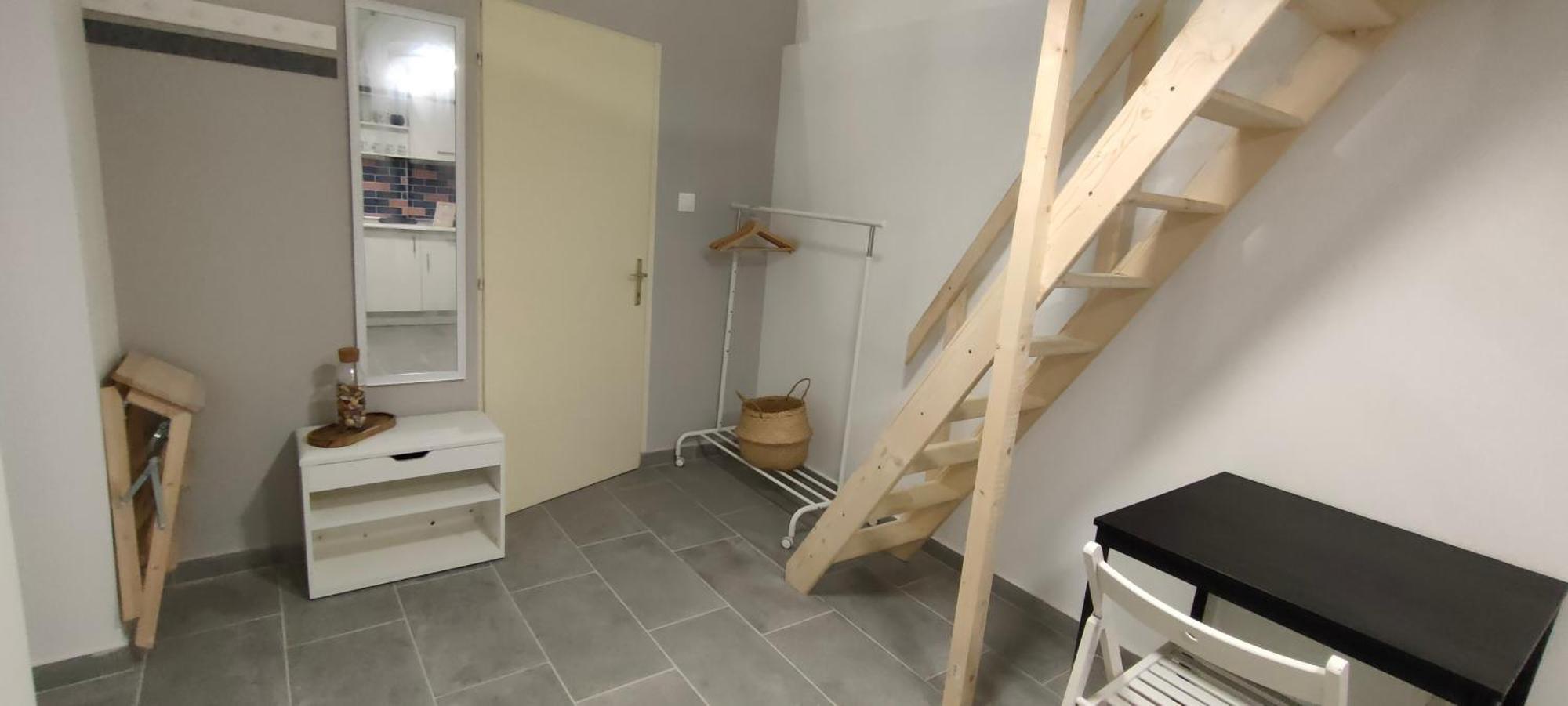 Economic Flat Near The Synagogue Appartamento