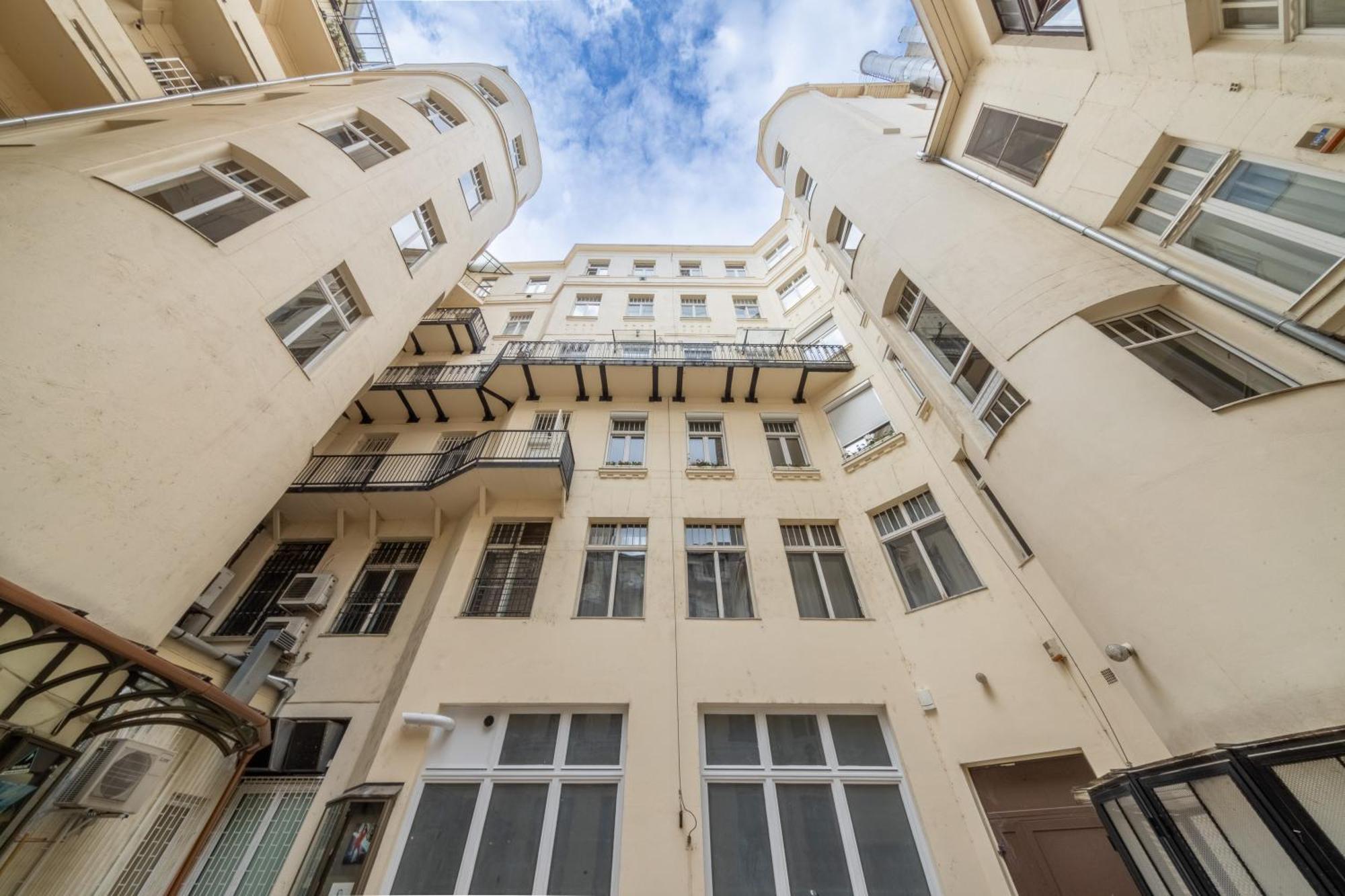 Katalin * Budapest