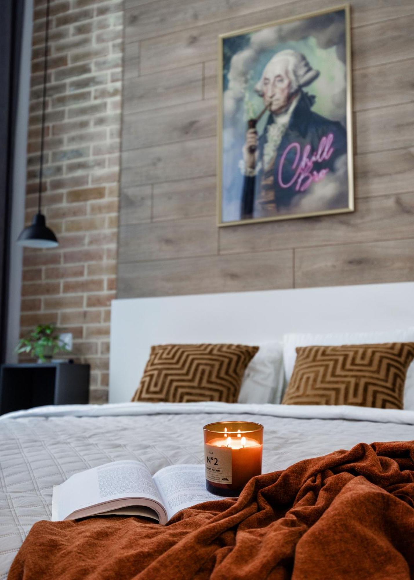 Chic Urban Retreat- Near Opera & Basilica *