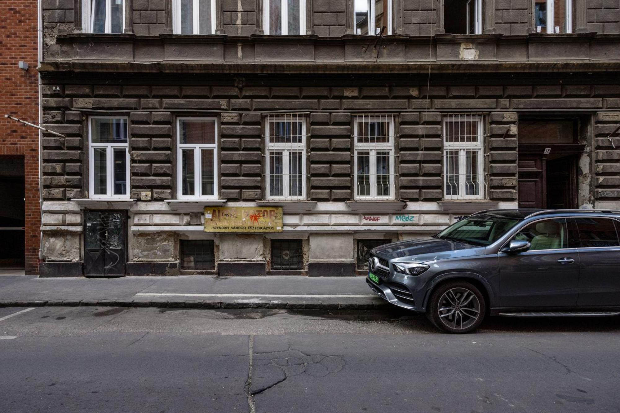 Appartamento Chic Urban Retreat- Near Opera & Basilica