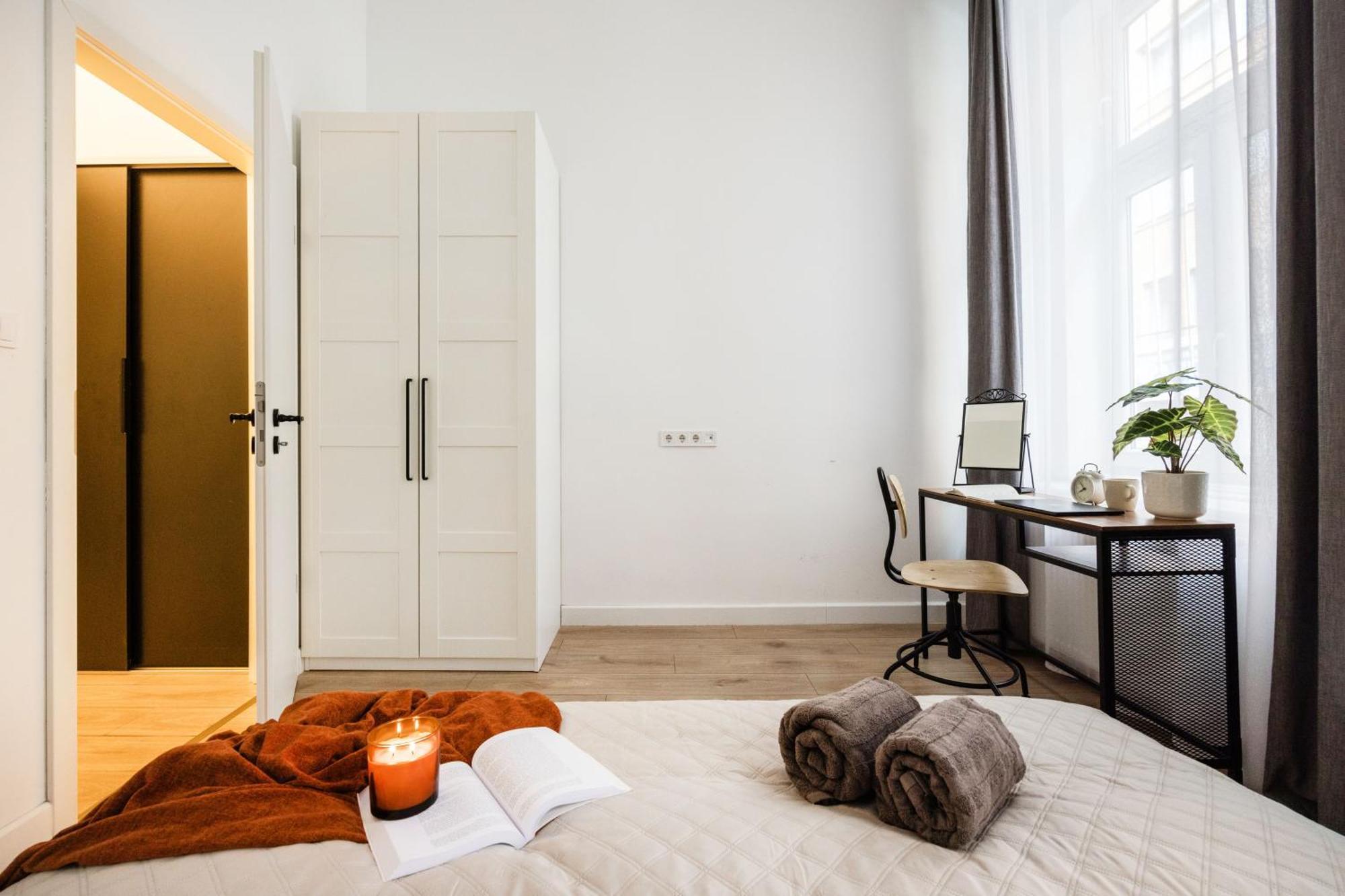 Appartamento Chic Urban Retreat- Near Opera & Basilica