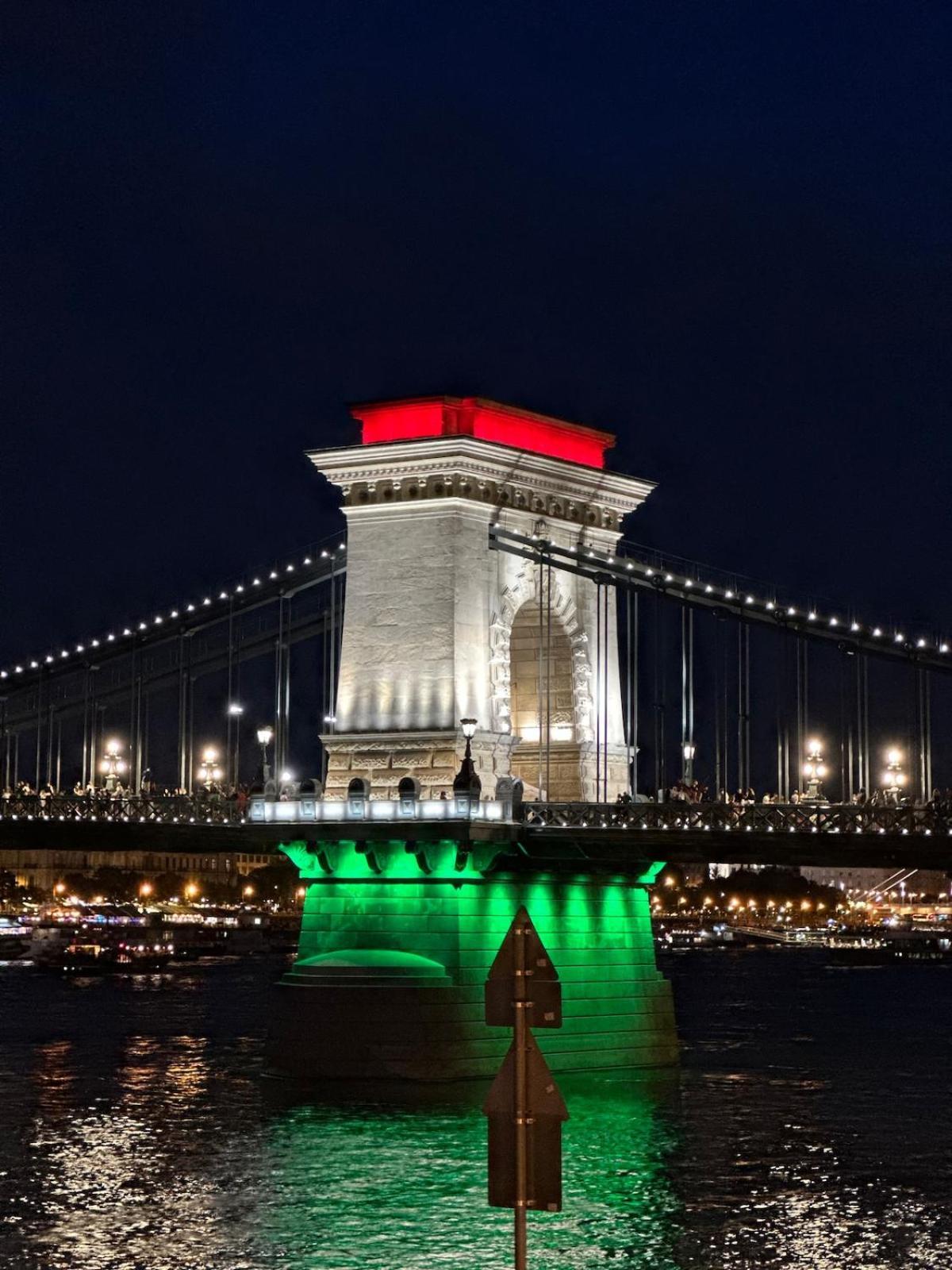 Klarahome Danube With Parliament View Appartement
