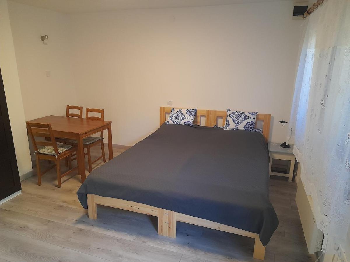 Apartamento Ujkishaz - *