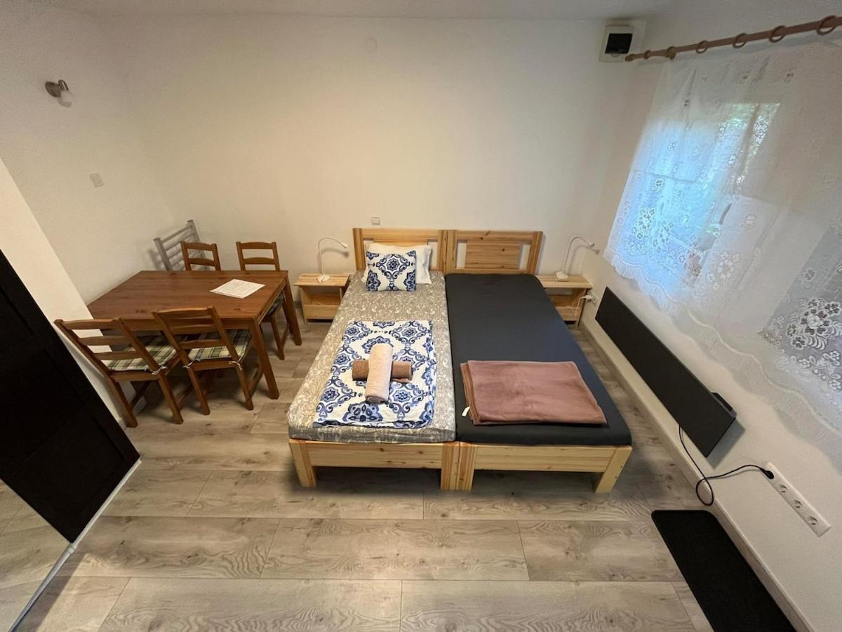 Ujkishaz - Apartamento