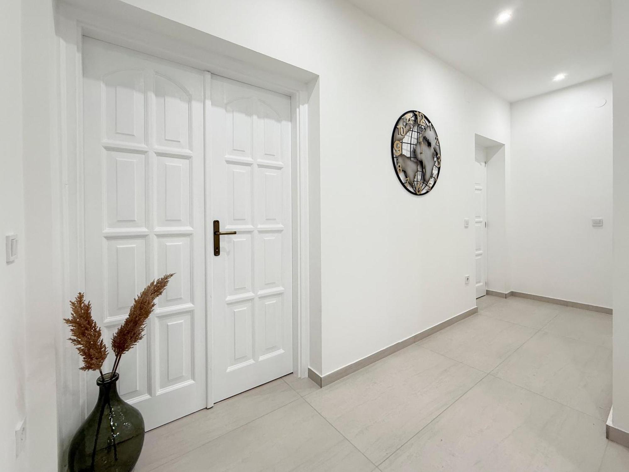 N33 Spacious Luxury 3br Lejlighed