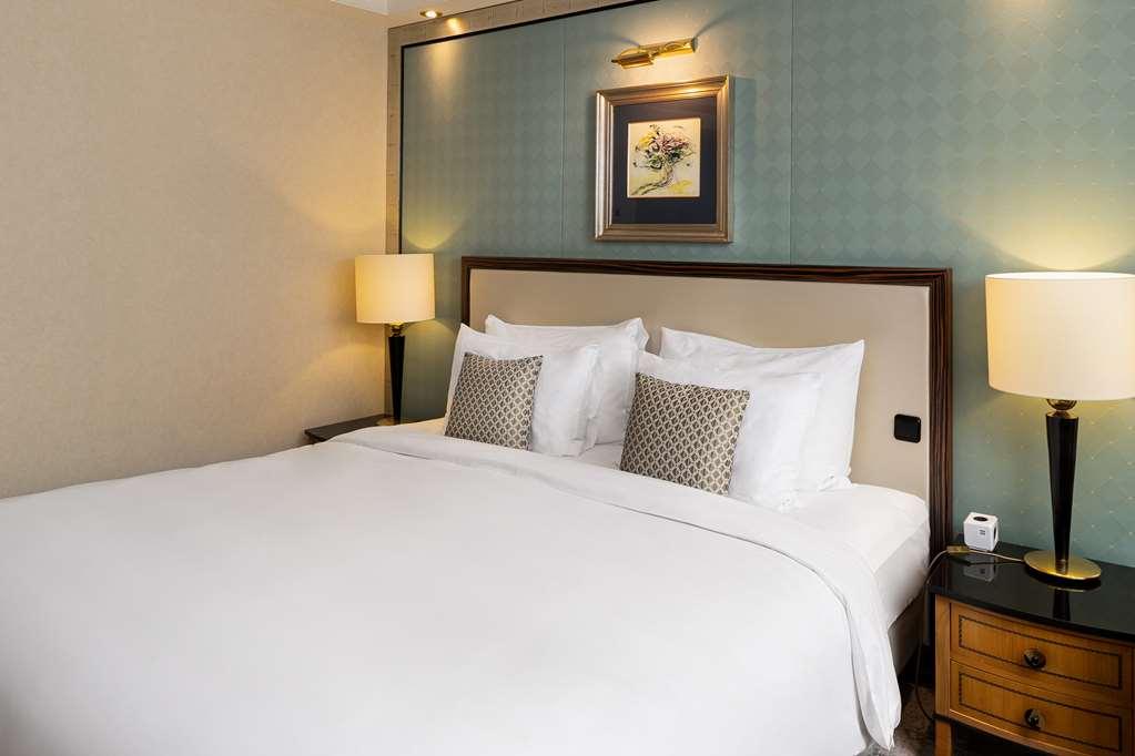 Kempinski Corvinus 5* Budapest