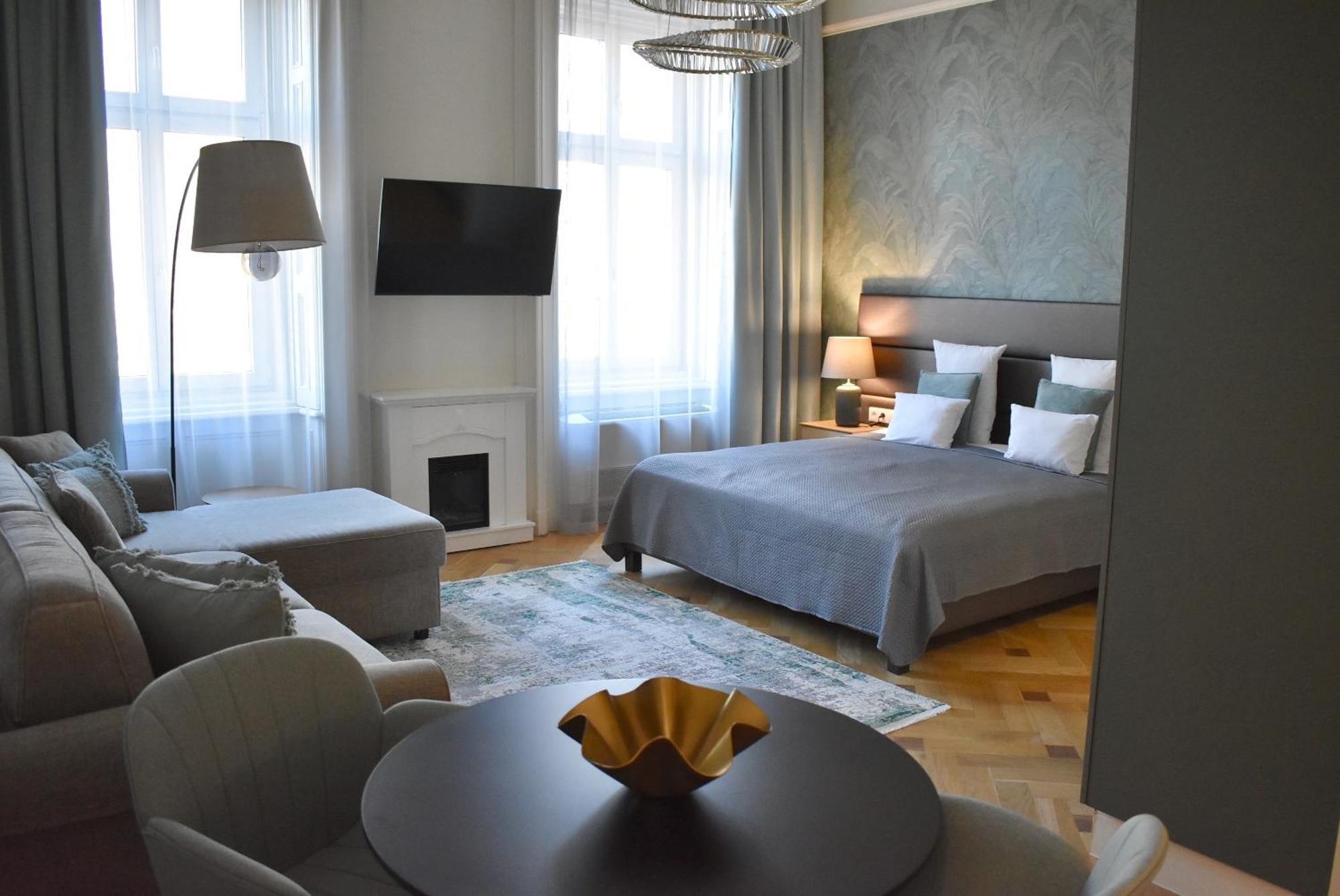 Lejlighed Harmonia Palace