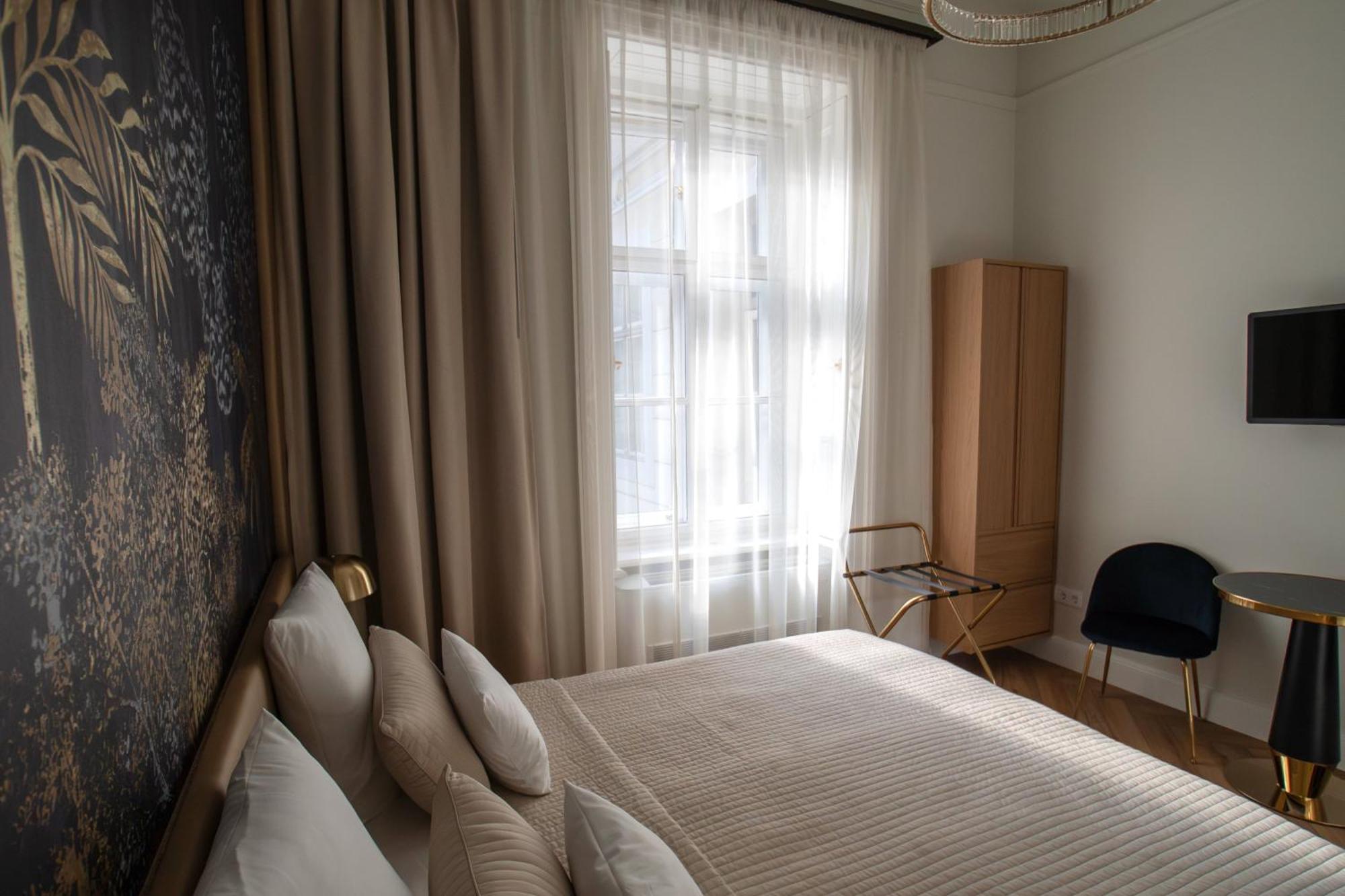 Harmonia Palace * Budapest