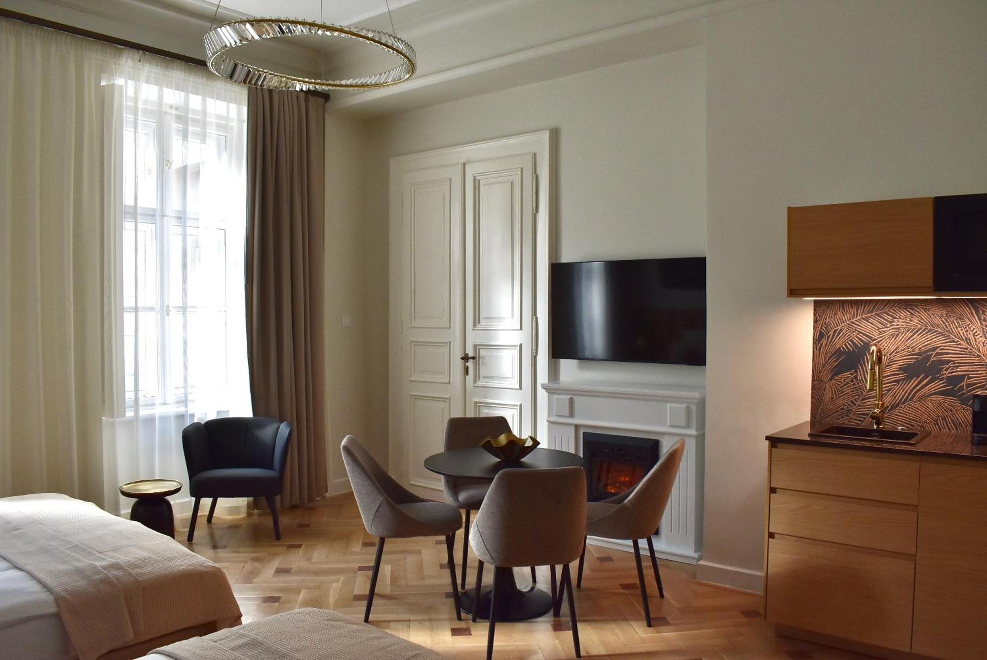 Harmonia Palace Lejlighed *