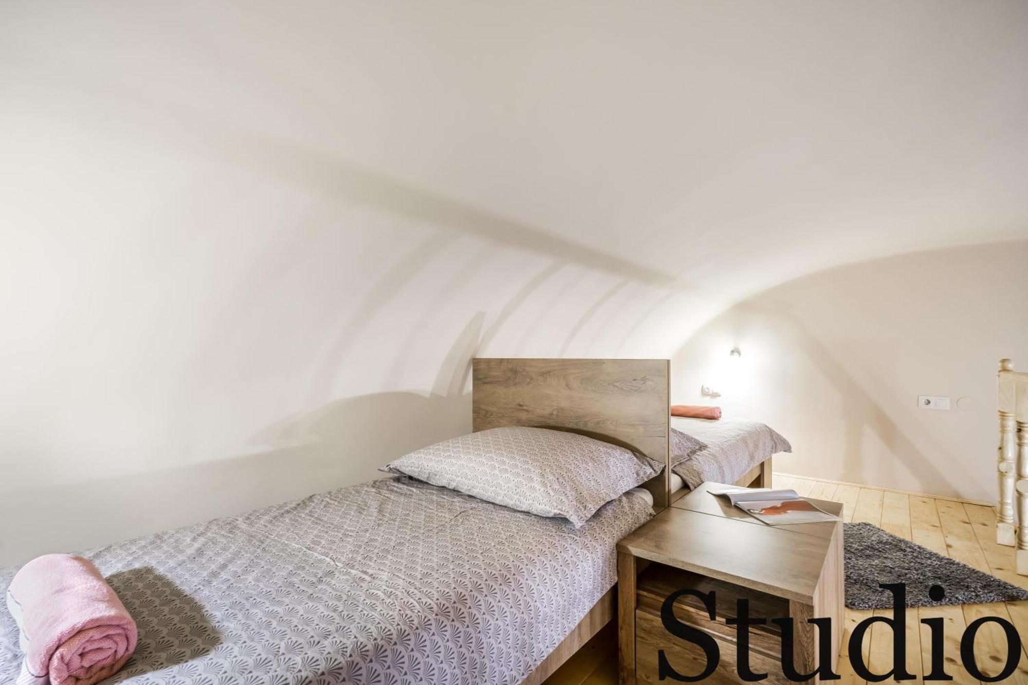 Bpr Luminous Design Budapest