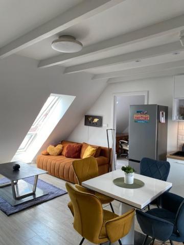 Apartment R77 Downtown - Penthouse *