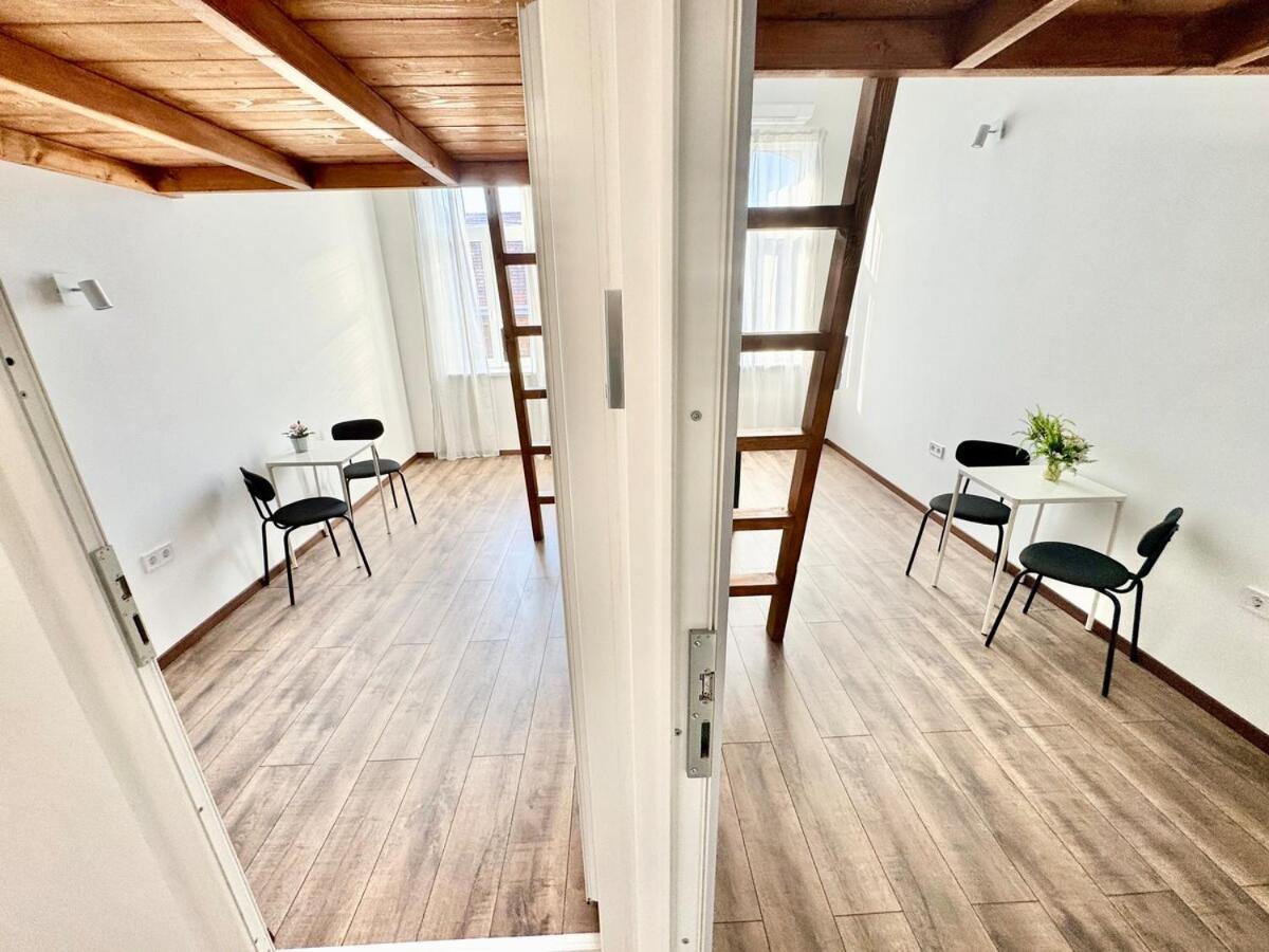 K87 Renovated 6br Lägenhet *