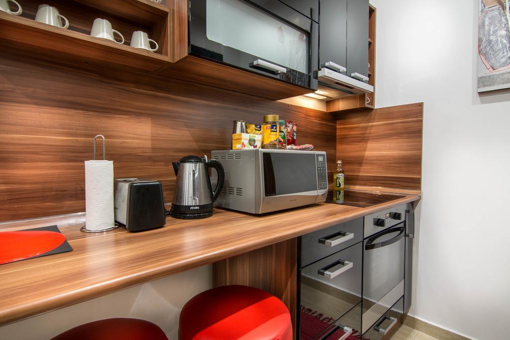 Vaci Point Deluxe Appartamento Budapest