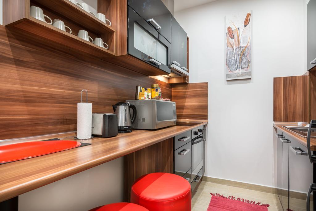 Vaci Point Deluxe Appartamento *