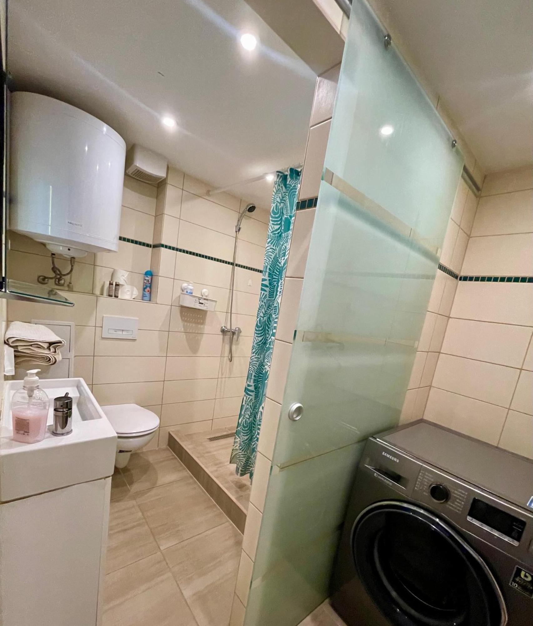In Apartmán *