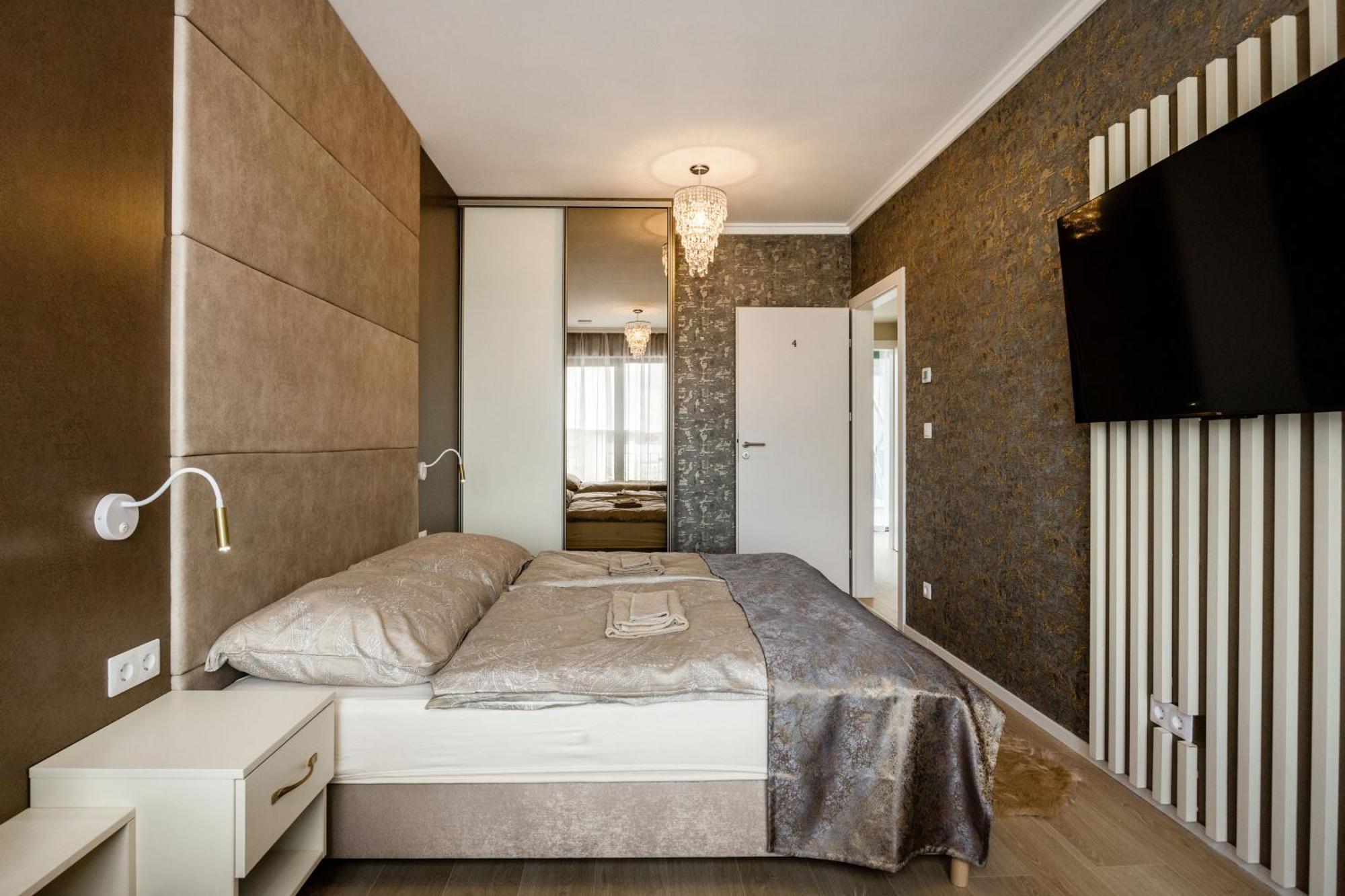 Trainforest Penthouse Residences Apartamento *