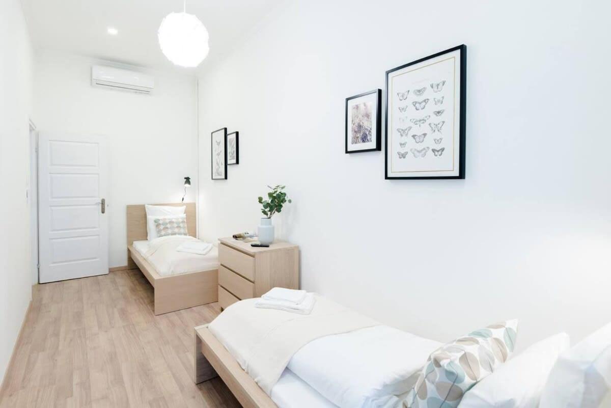 Lejlighed New With Aircon At Great Location Budapest