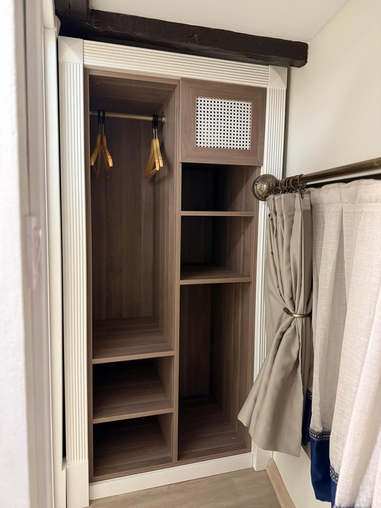Oasis Inn Budapest Gæstehus 4*