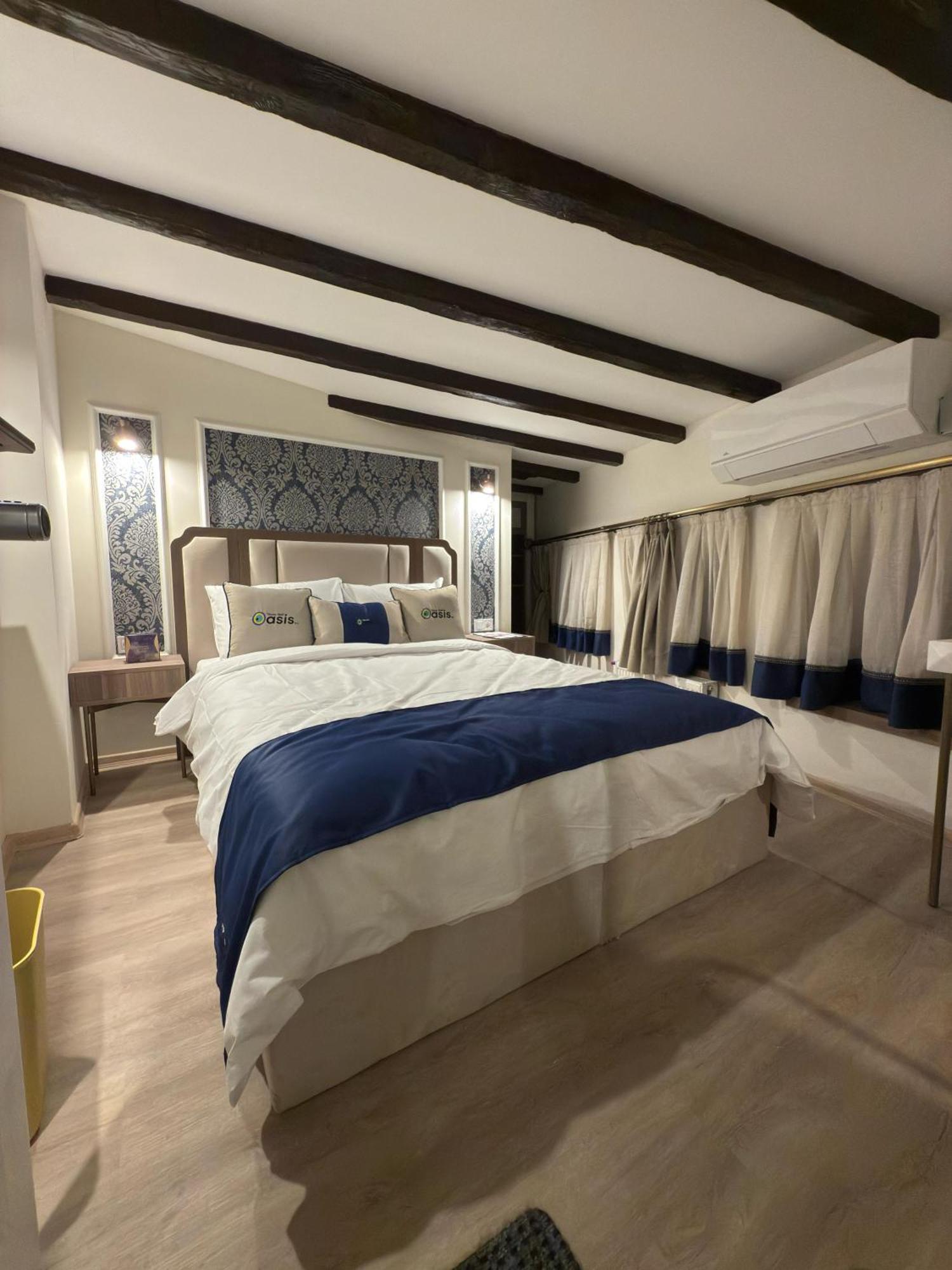 Oasis Inn Budapest