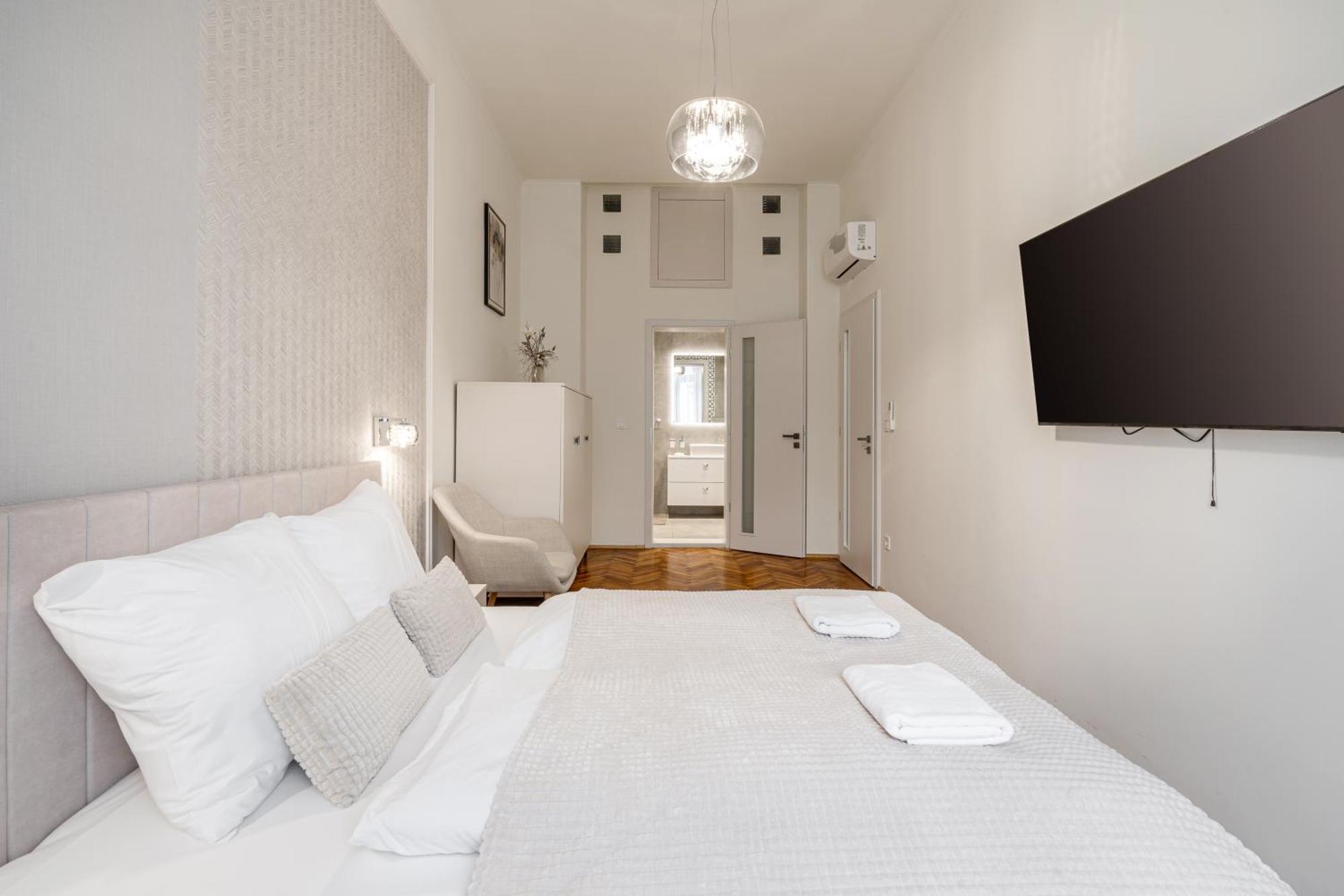 Astra Lux Bp Apartamento Budapest