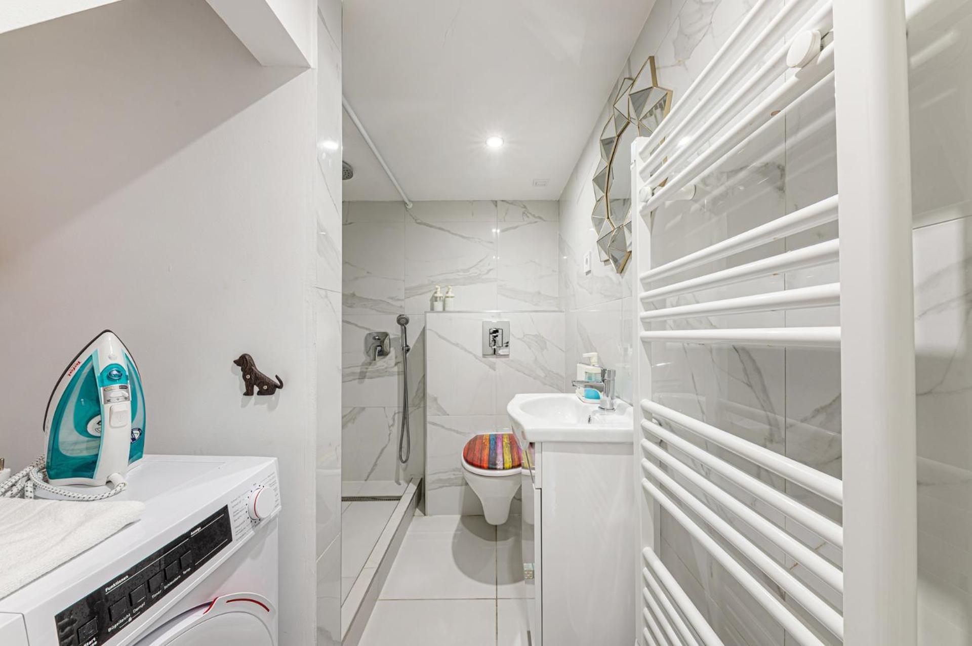 Charming & The Hidden Gem On Akacfa Str * Budapeszt