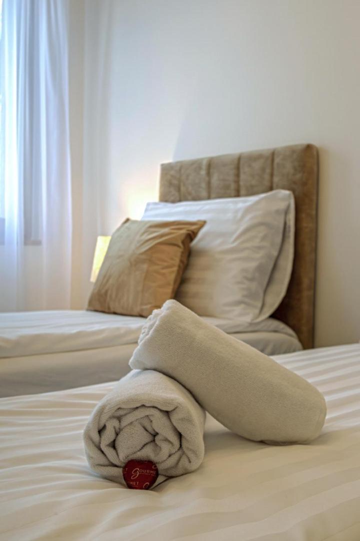 Apartamento Dioro Luxury Budapest- Steps From The Danube ,free Parking Budapest