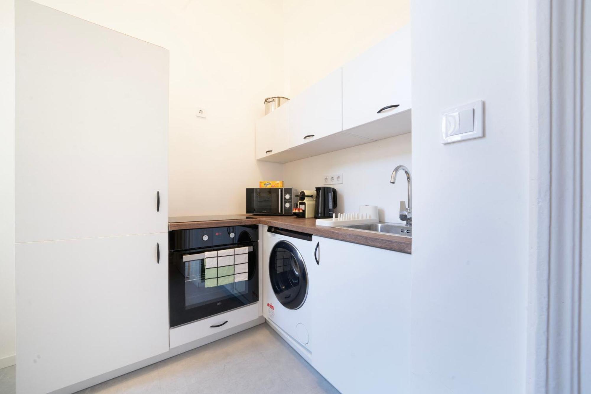 Apartment The Grove Hideaway 2br Retreat Budapest