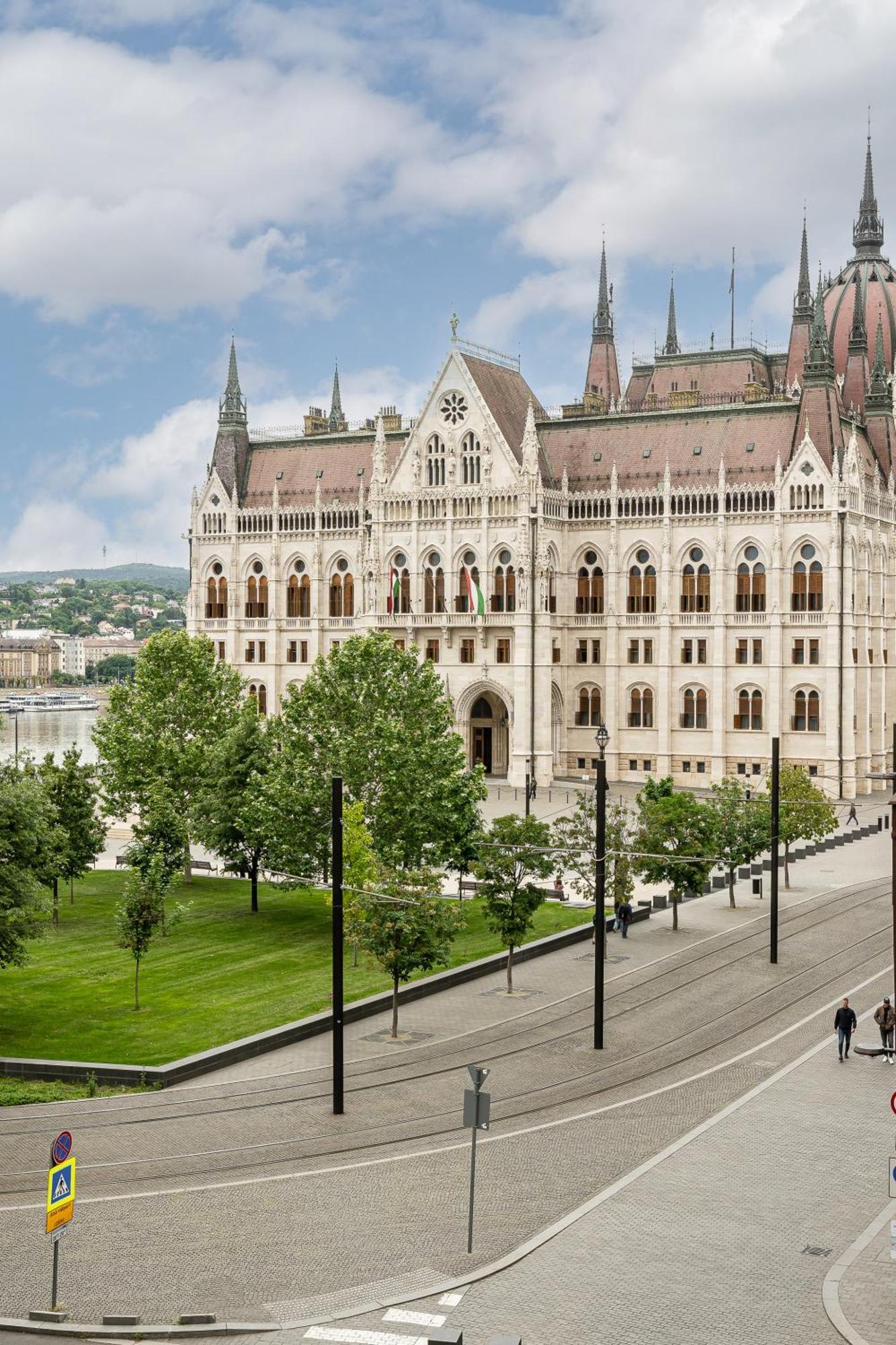 Amora Homes Breathless View Parliament 2 Luxury With Terrace Free Parking Reservation Needed Apartmán Budapest