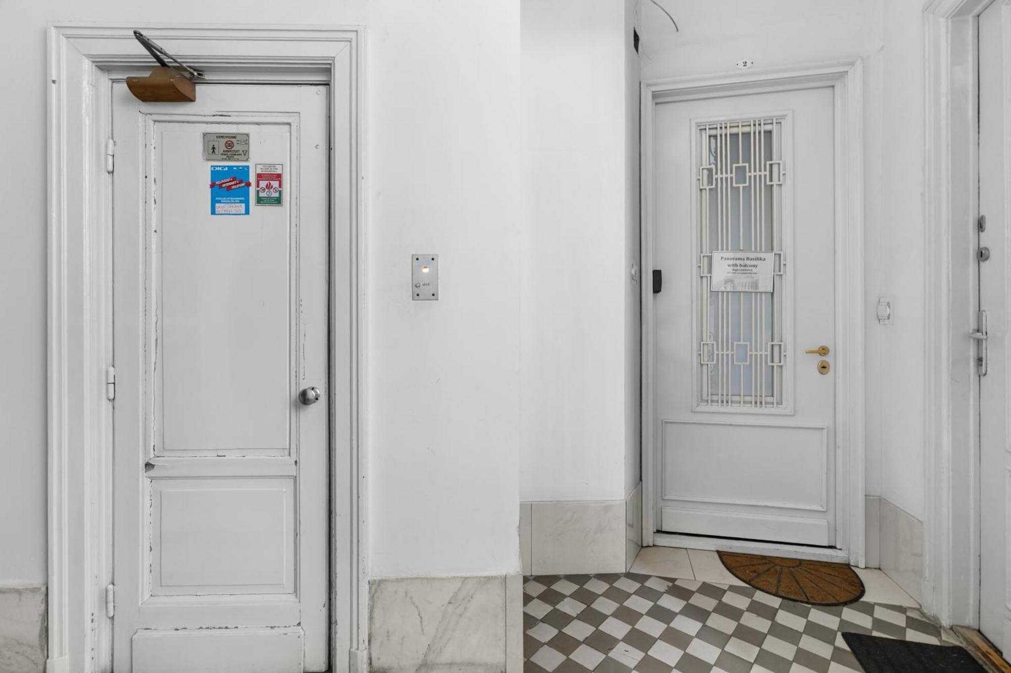 Apartamento Breathless Panorama Basilika With Balcony Need Reservation For Free Parking *