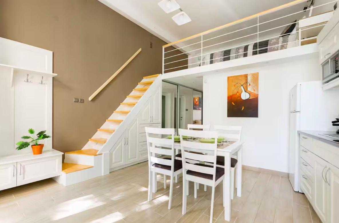 R39 Twin I And Ii - Center Market Garden With Ac Apartamento