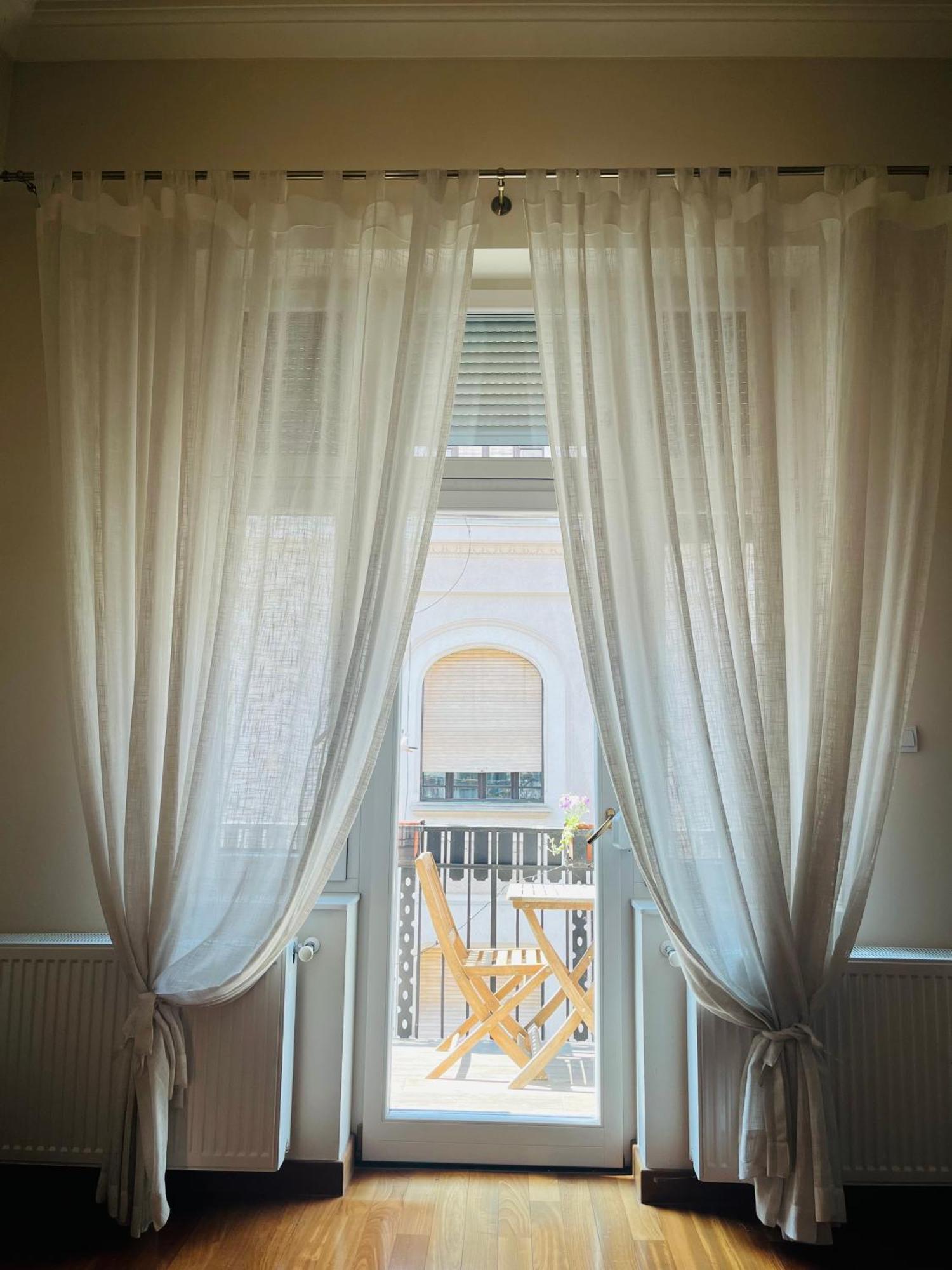 Gellert Square Family - Premium In Buda Side's Cultural Center *