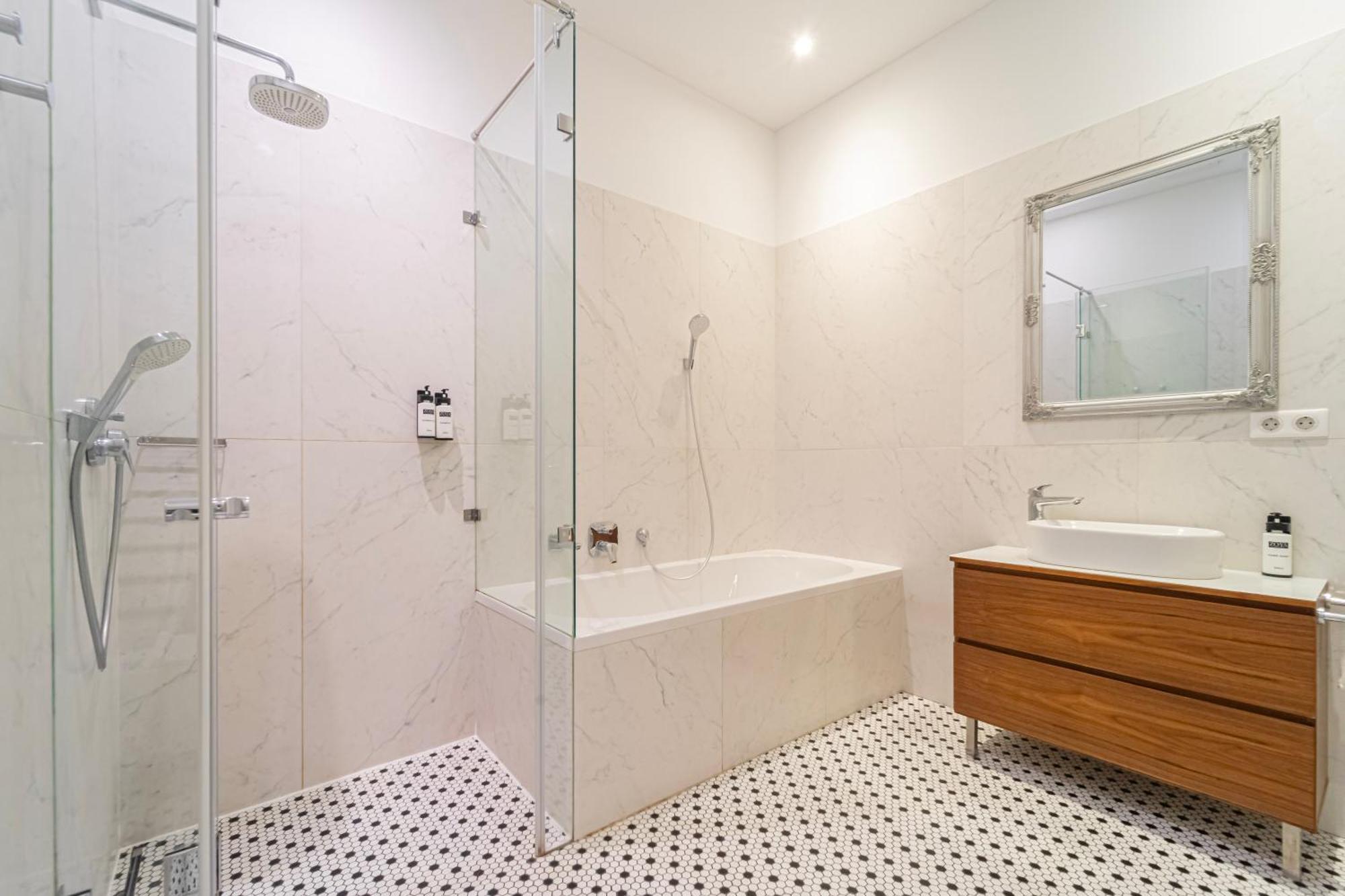 Zoya Luxury Hotel