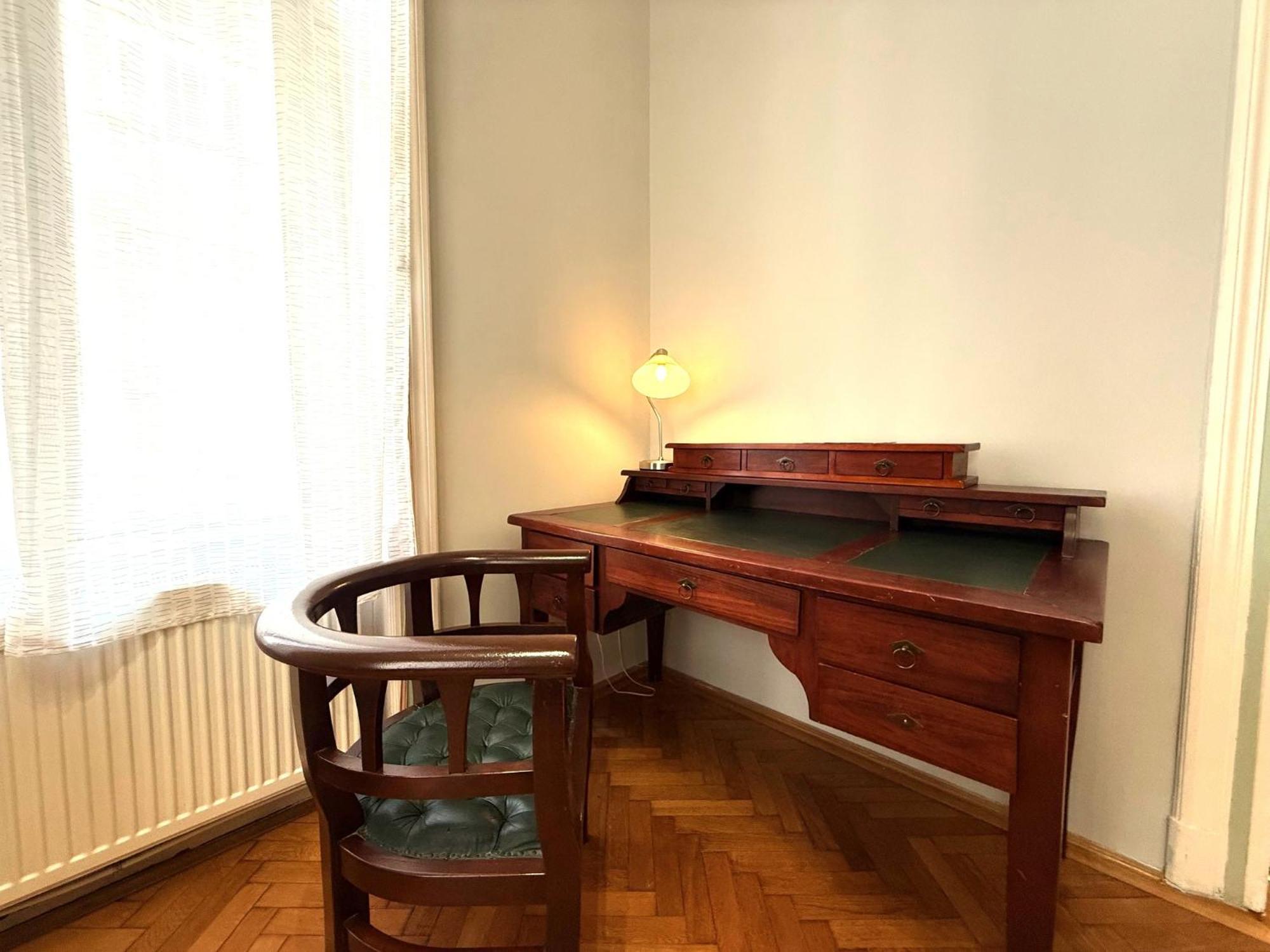 Liana-luxury And Flat Apartamento Budapest