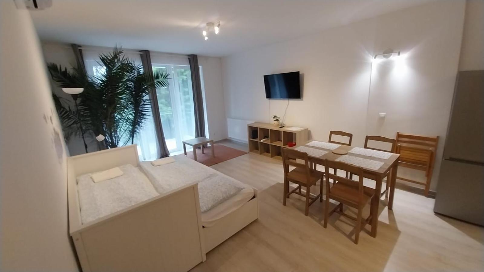 Family 1 Near By Heroes Square With Free Garage * Budapest