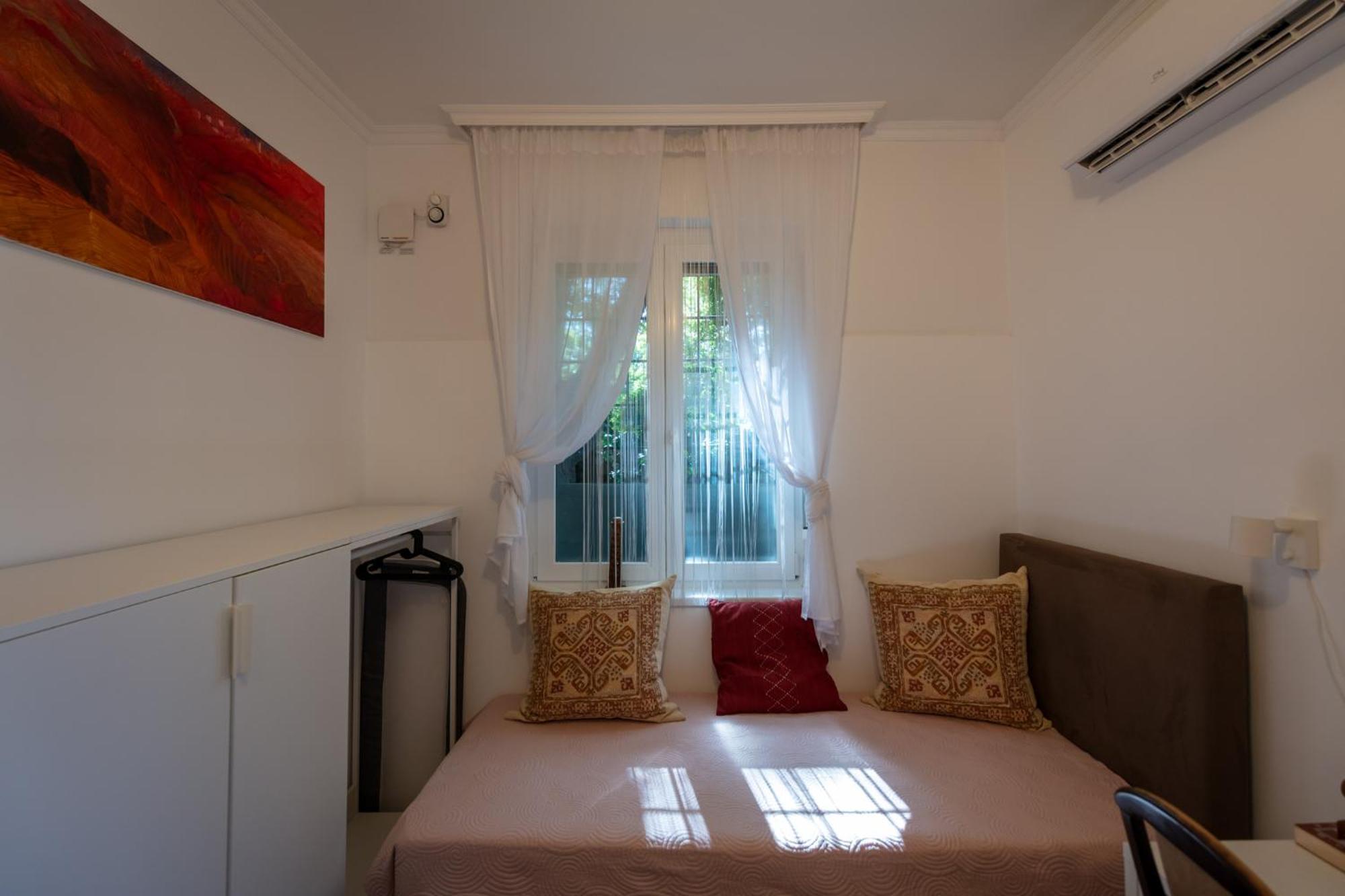 Sunbird Apartment