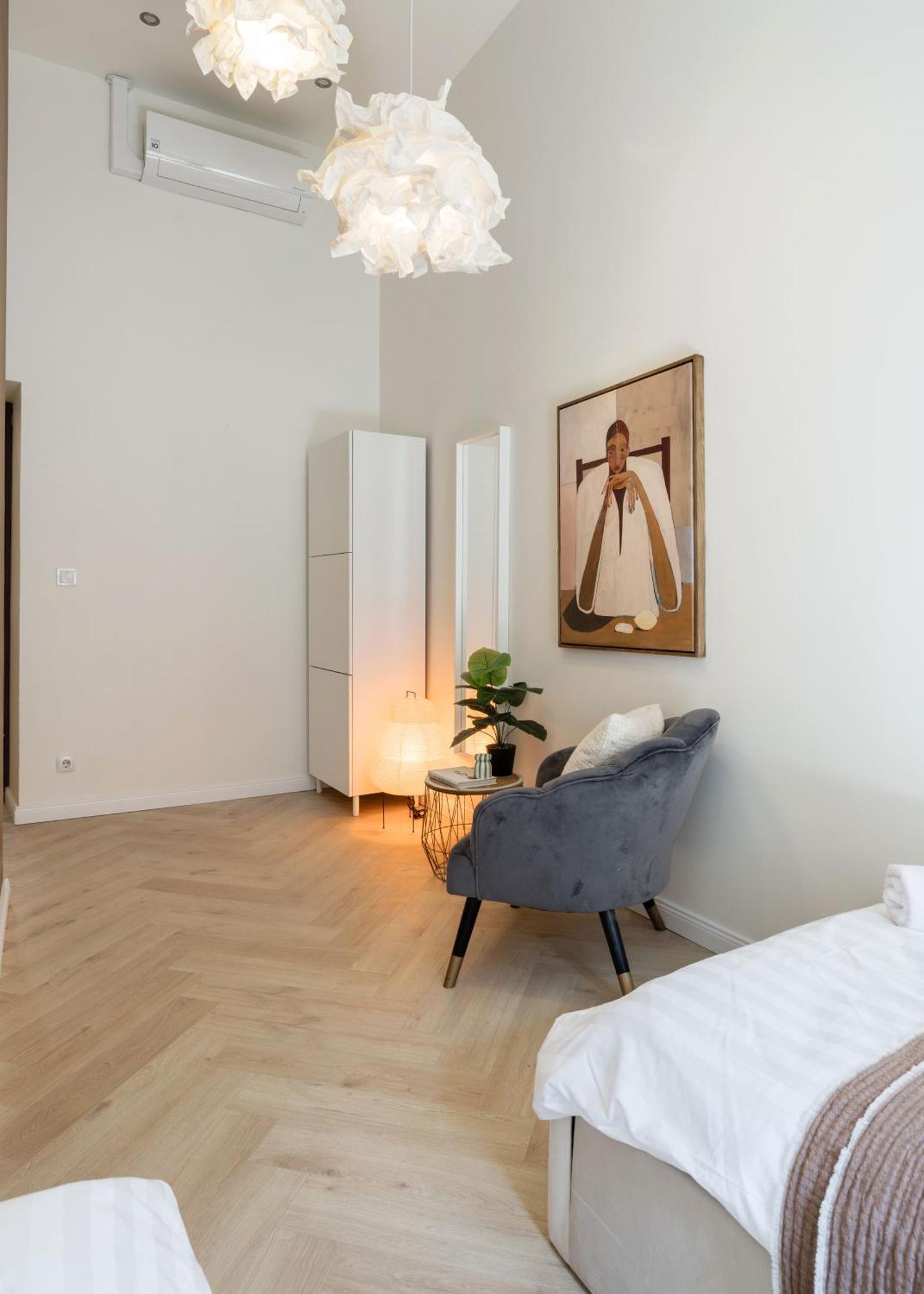 Bold 5br Art Escape Opera & Andrassy Avenue Apartman