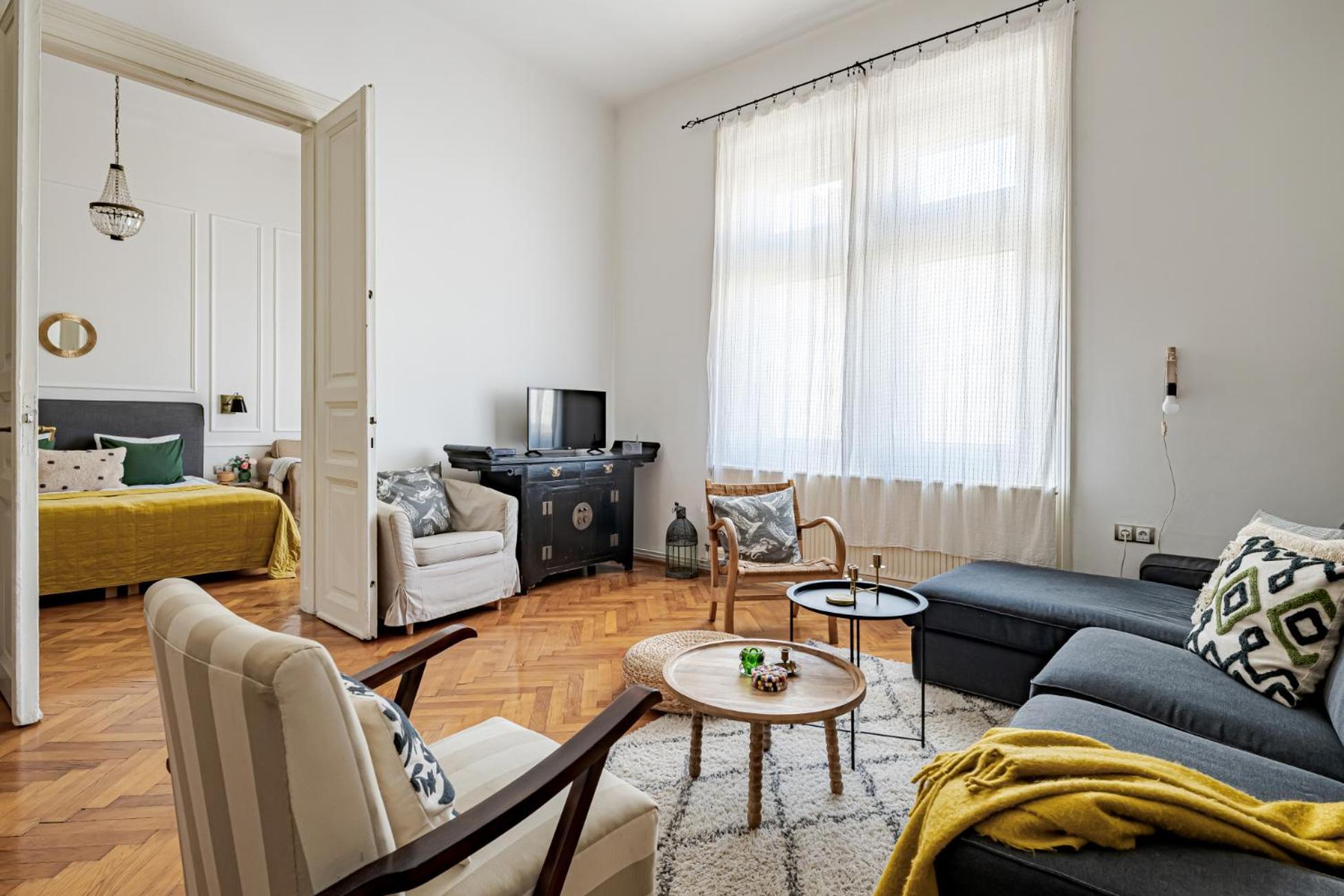 Apartment Classic Elegance With Synagogue View By Astoria *