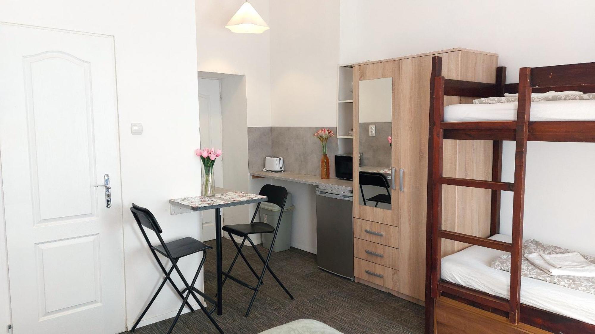 Goodmo Smart & Suits & Aparts Hostel *