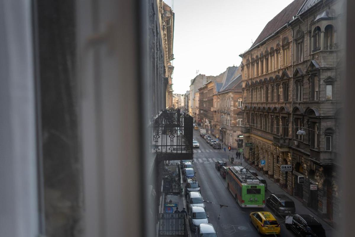 New And Spacious In Downtown * Budapest